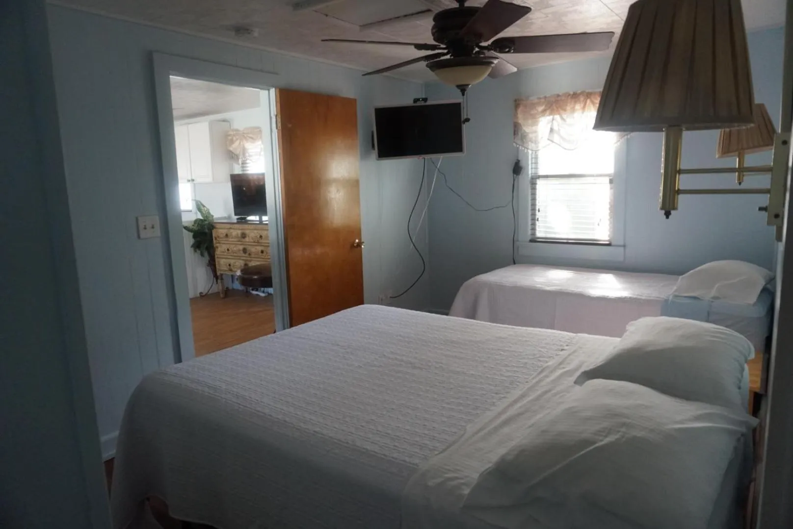 Bed in Outer Banks Motel - Village Accommodations