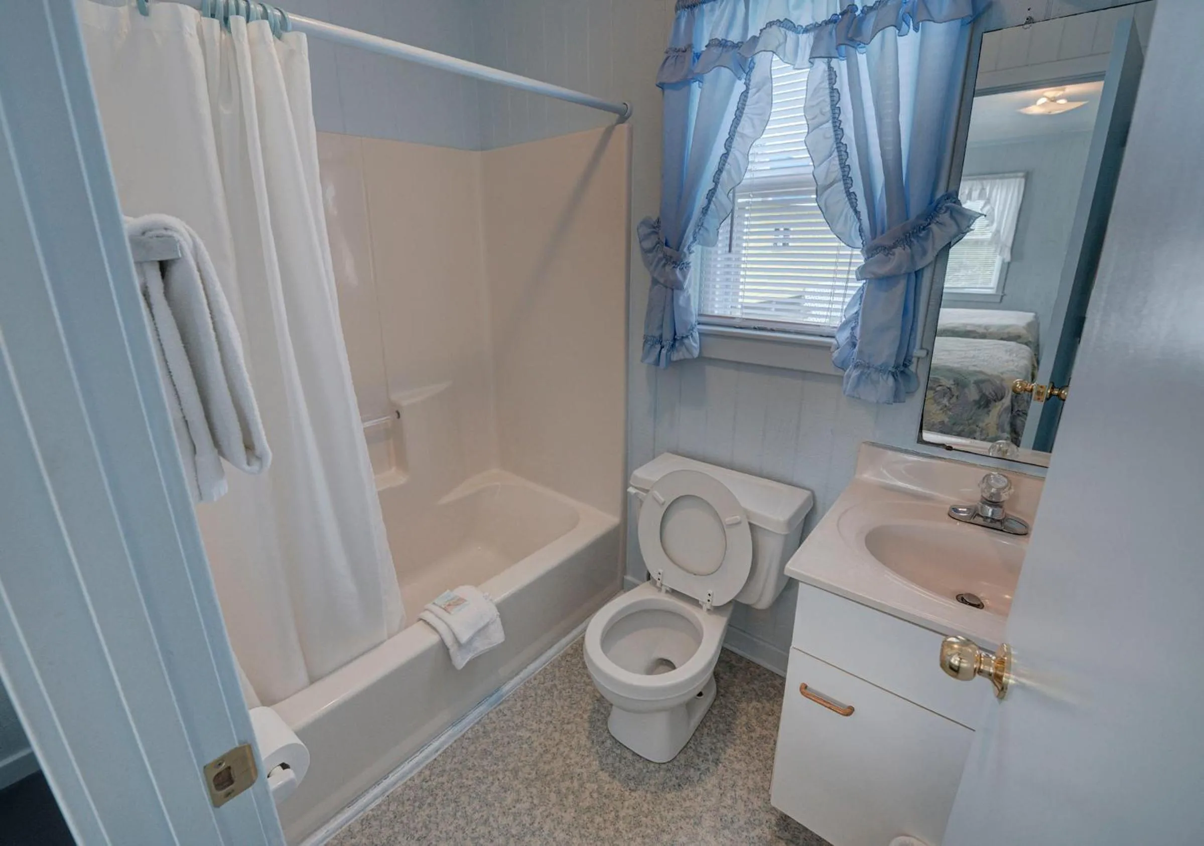 Outer Banks Motel - Village Accommodations