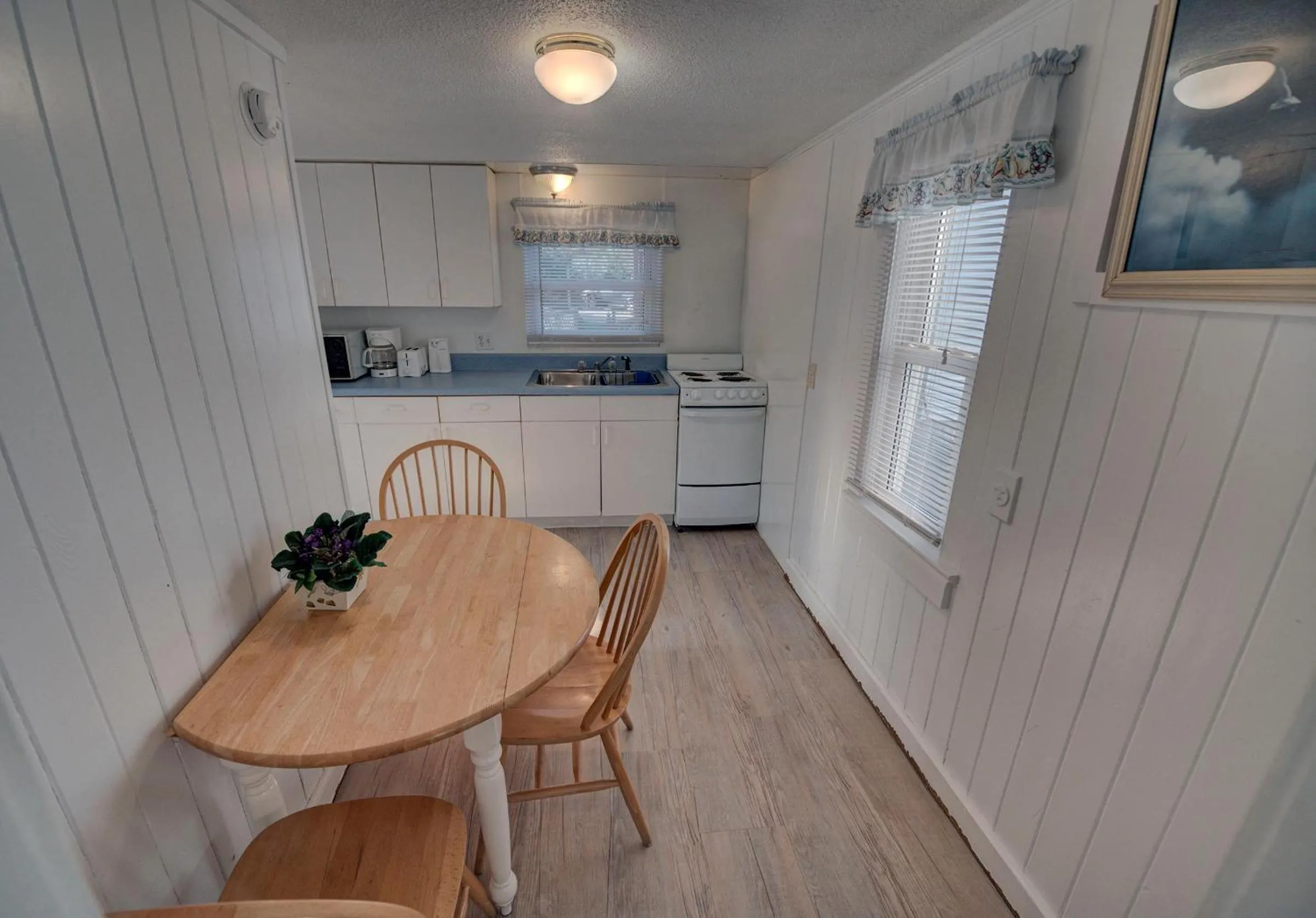 Outer Banks Motel - Village Accommodations