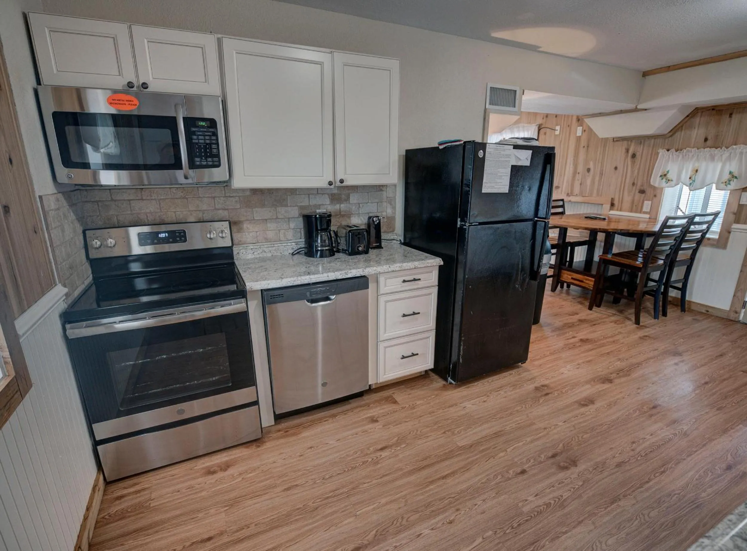 Outer Banks Motel - Village Accommodations