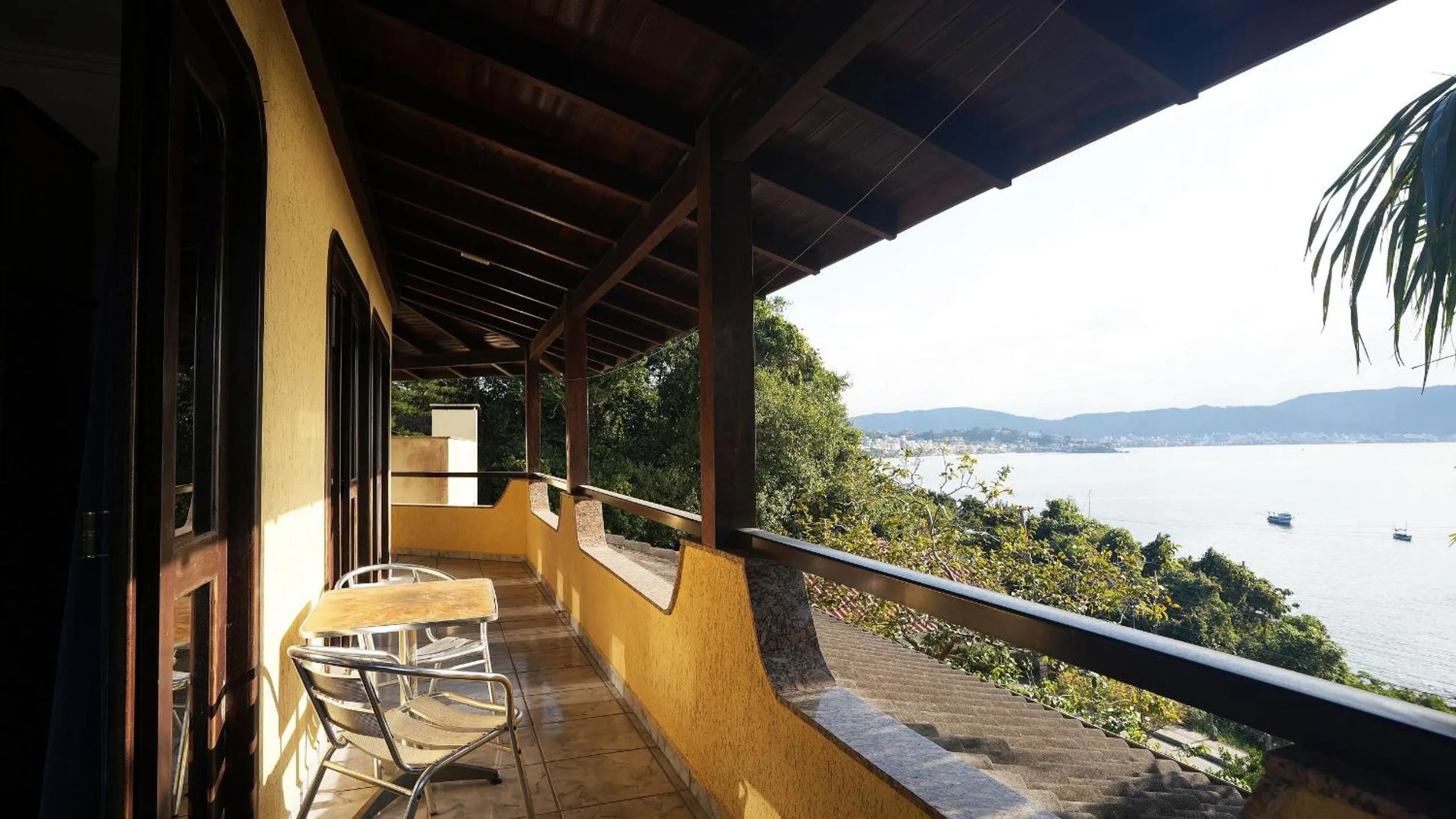 Casas Praia da Lagoinha - Mestre Naro