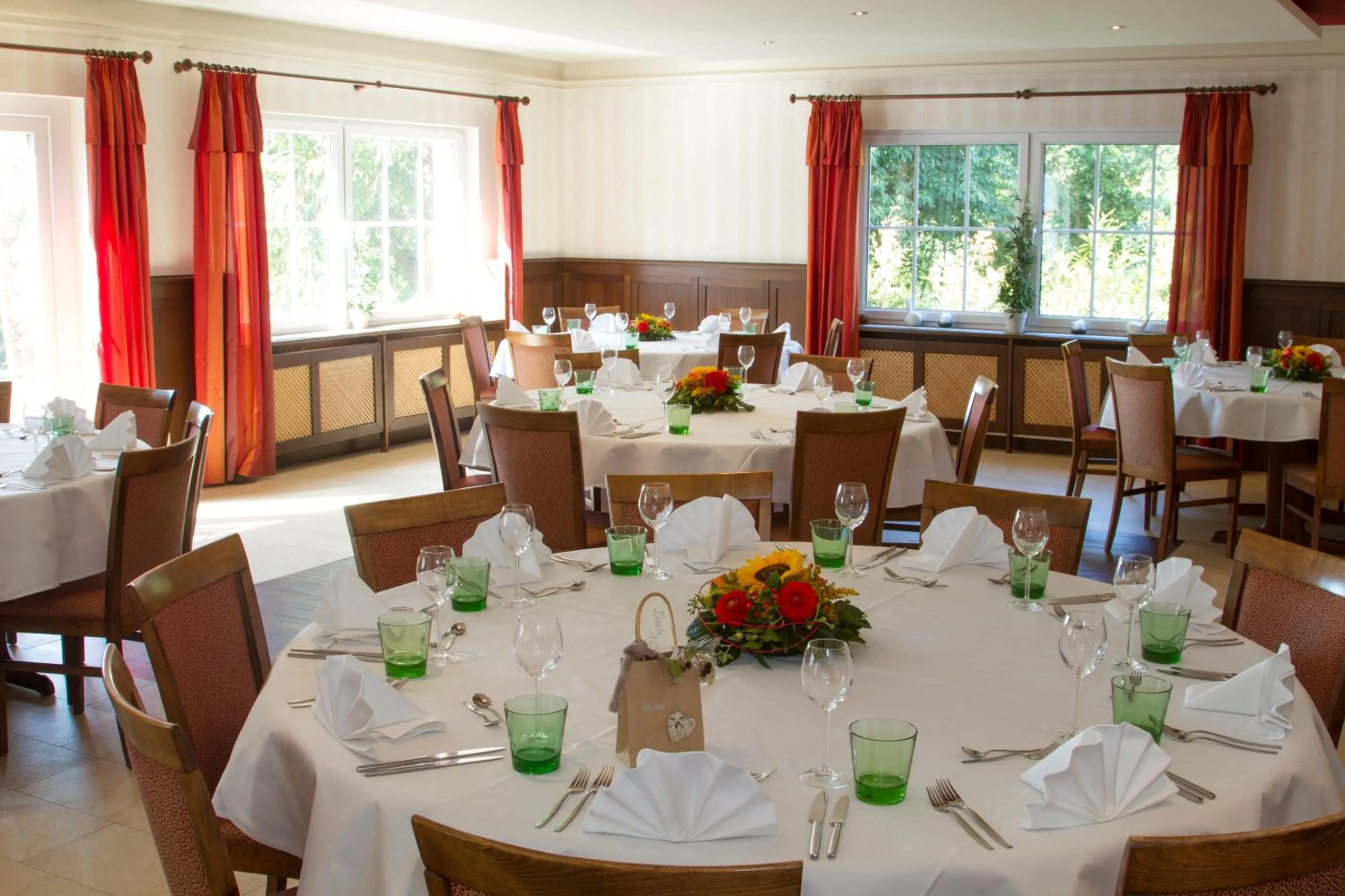 Restaurant/places to eat in Hotel Weserschiffchen