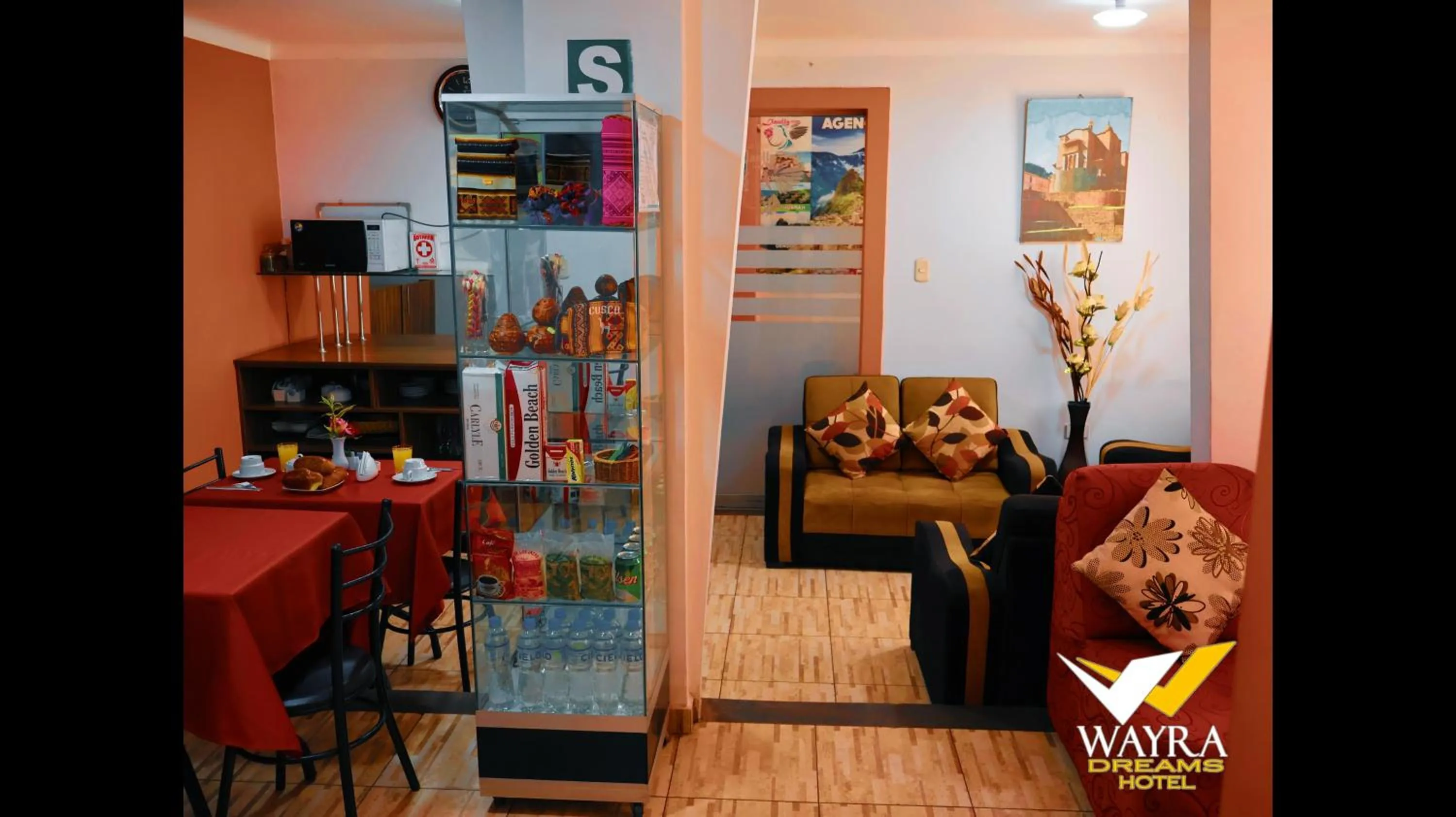 Breakfast in Hotel Wayra Dreams