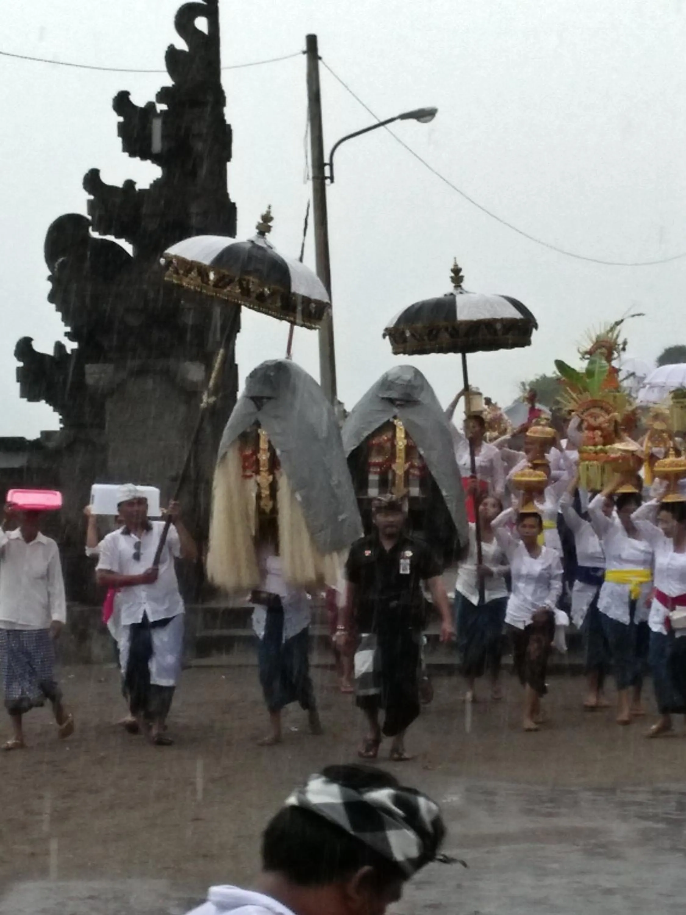 People in The Wina Guest House 2