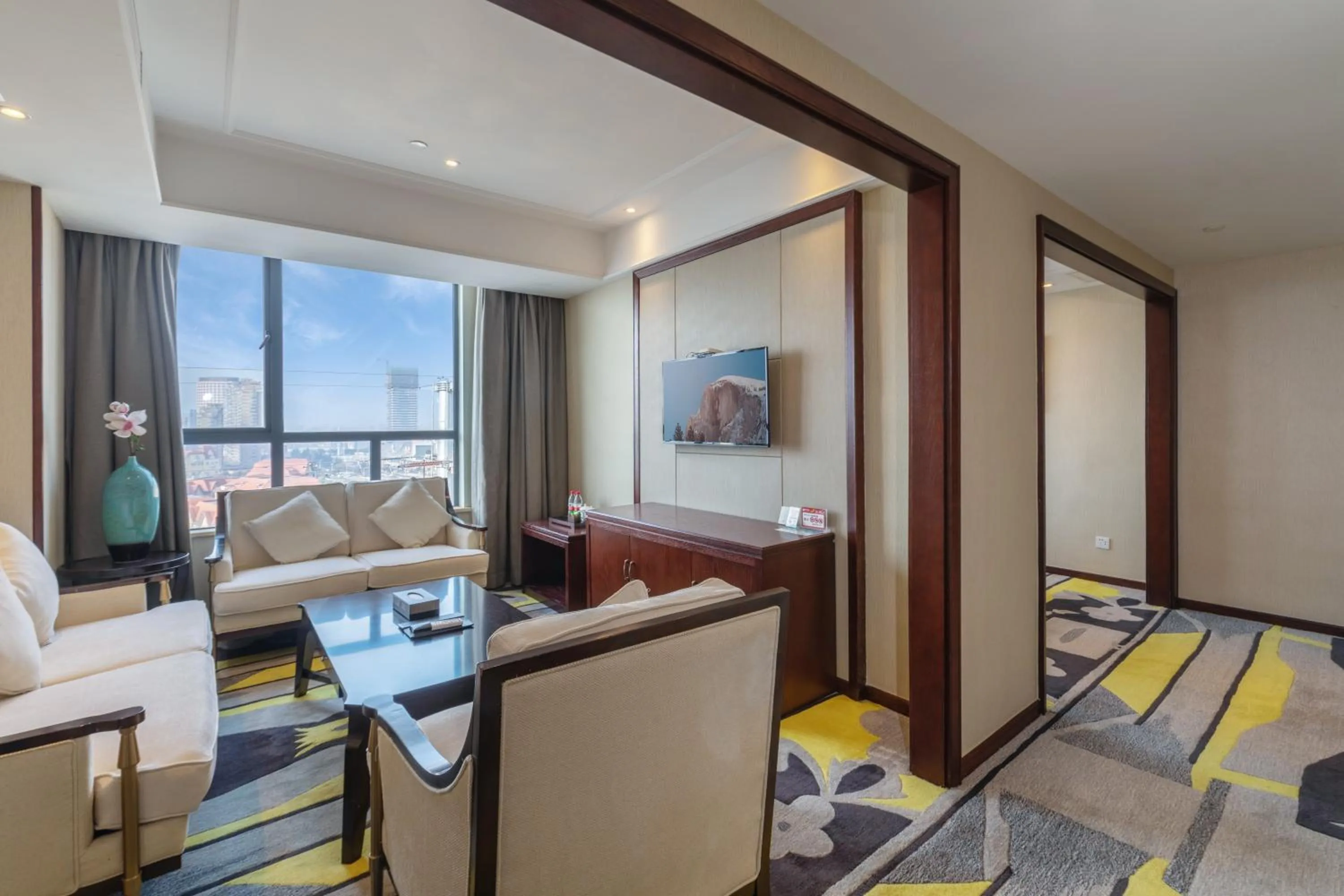 Living room in Huzhou Wealth Hotel