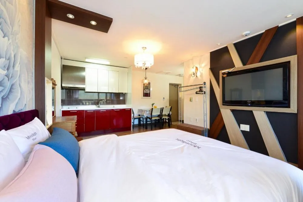 Bed in Moonlight Blue Pension