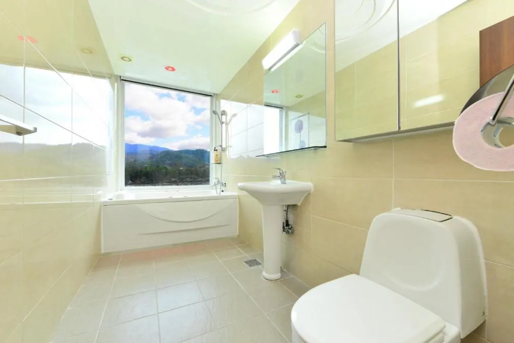 Moonlight Blue Pension