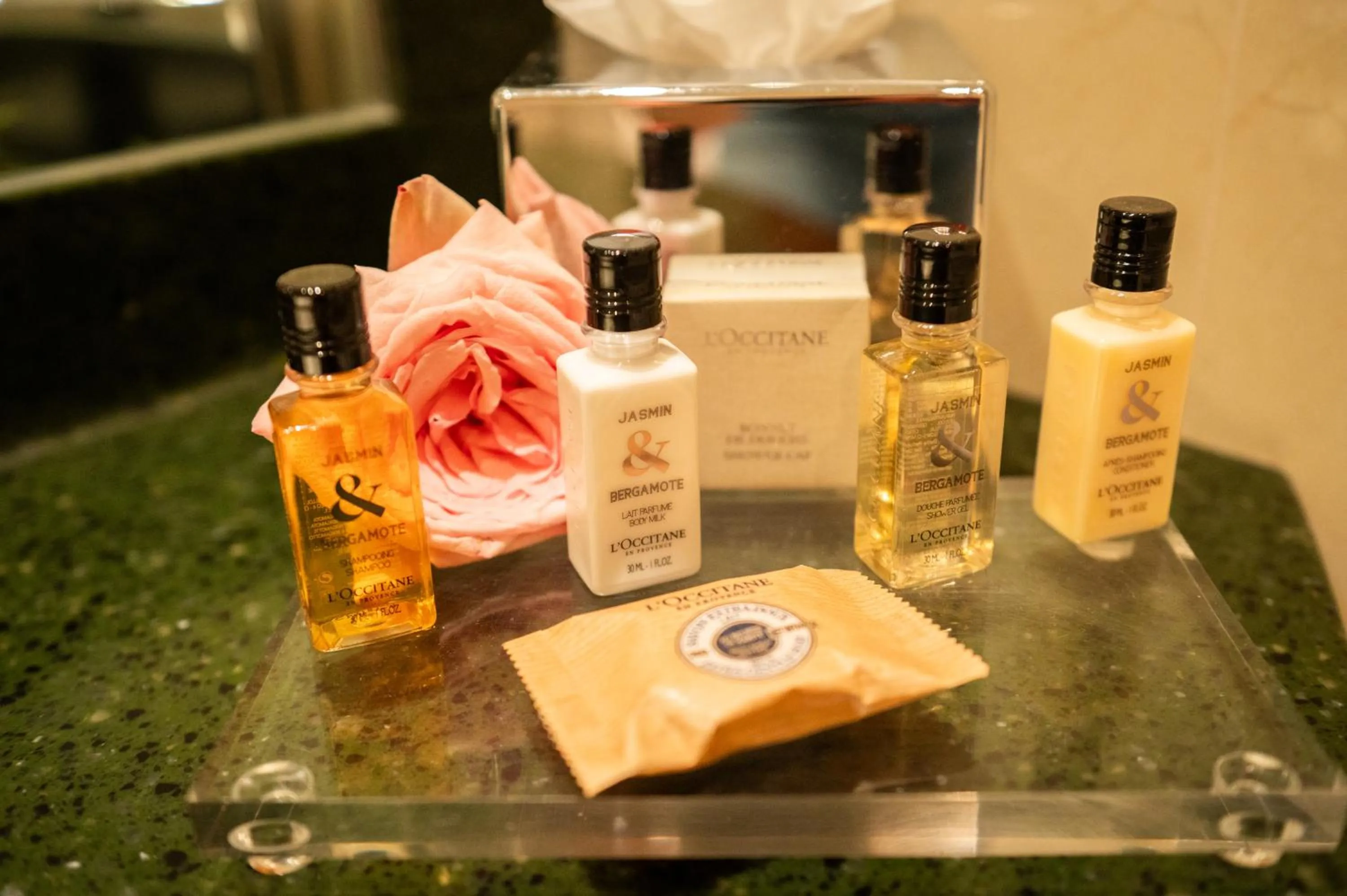 Bathroom in Dukes' Arches Brugge - by Dukes' Hotel Collection