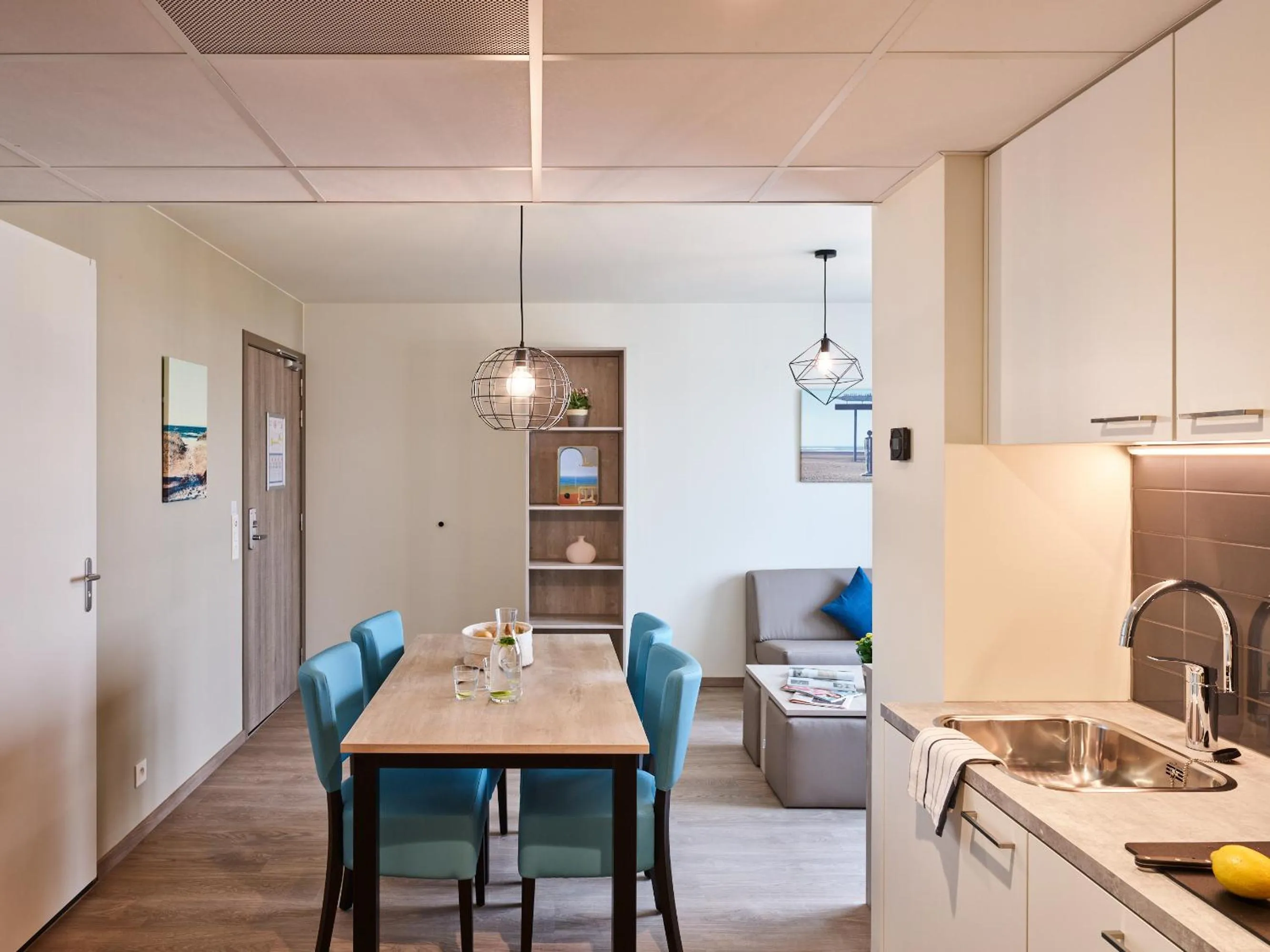 Kitchen or kitchenette in Holiday Suites Zeebrugge