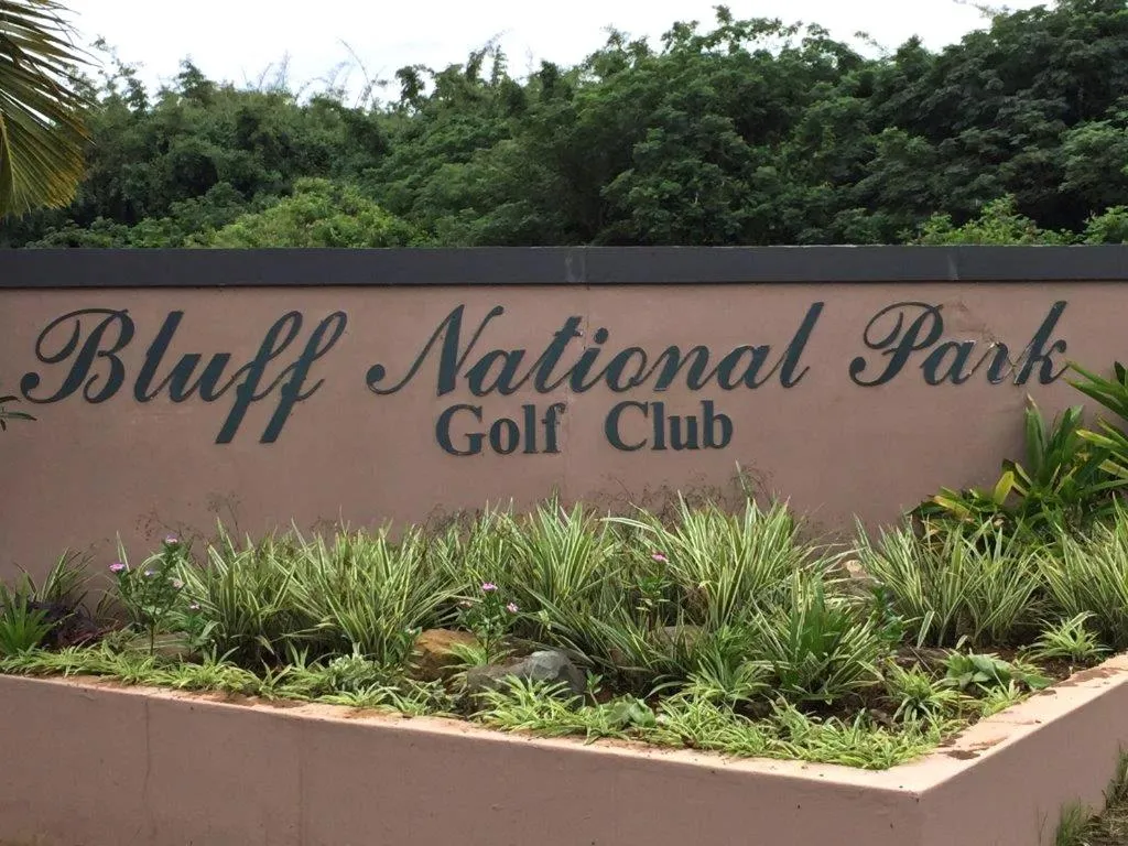 Golfcourse in Ansteys Beach Self Catering Apartments