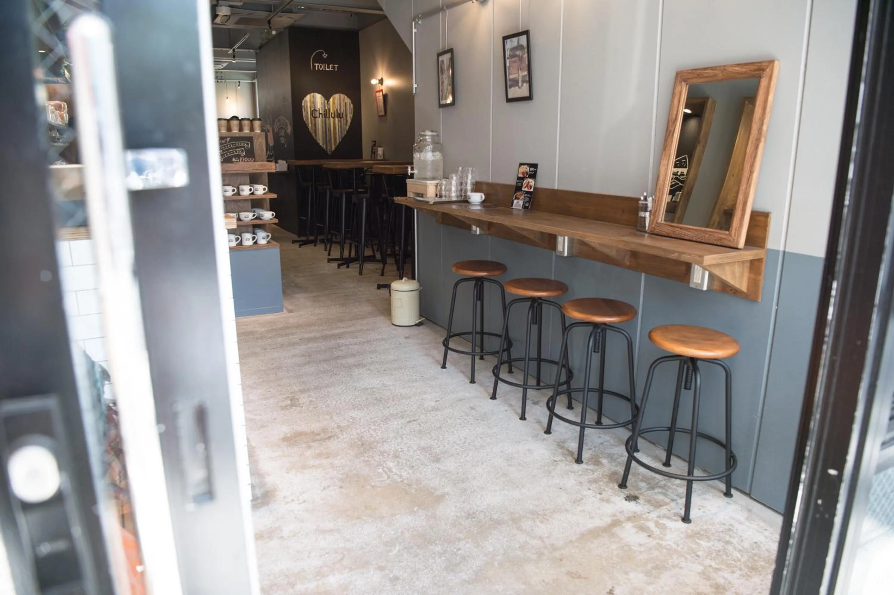 On-site shops in Chillulu Hostel