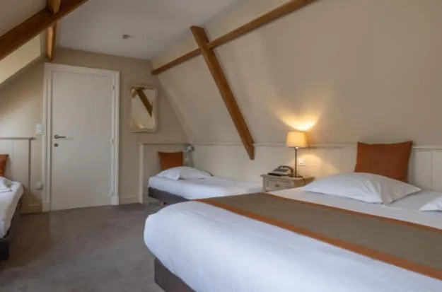 Bedroom, Bed in Hotel Ter Duinen