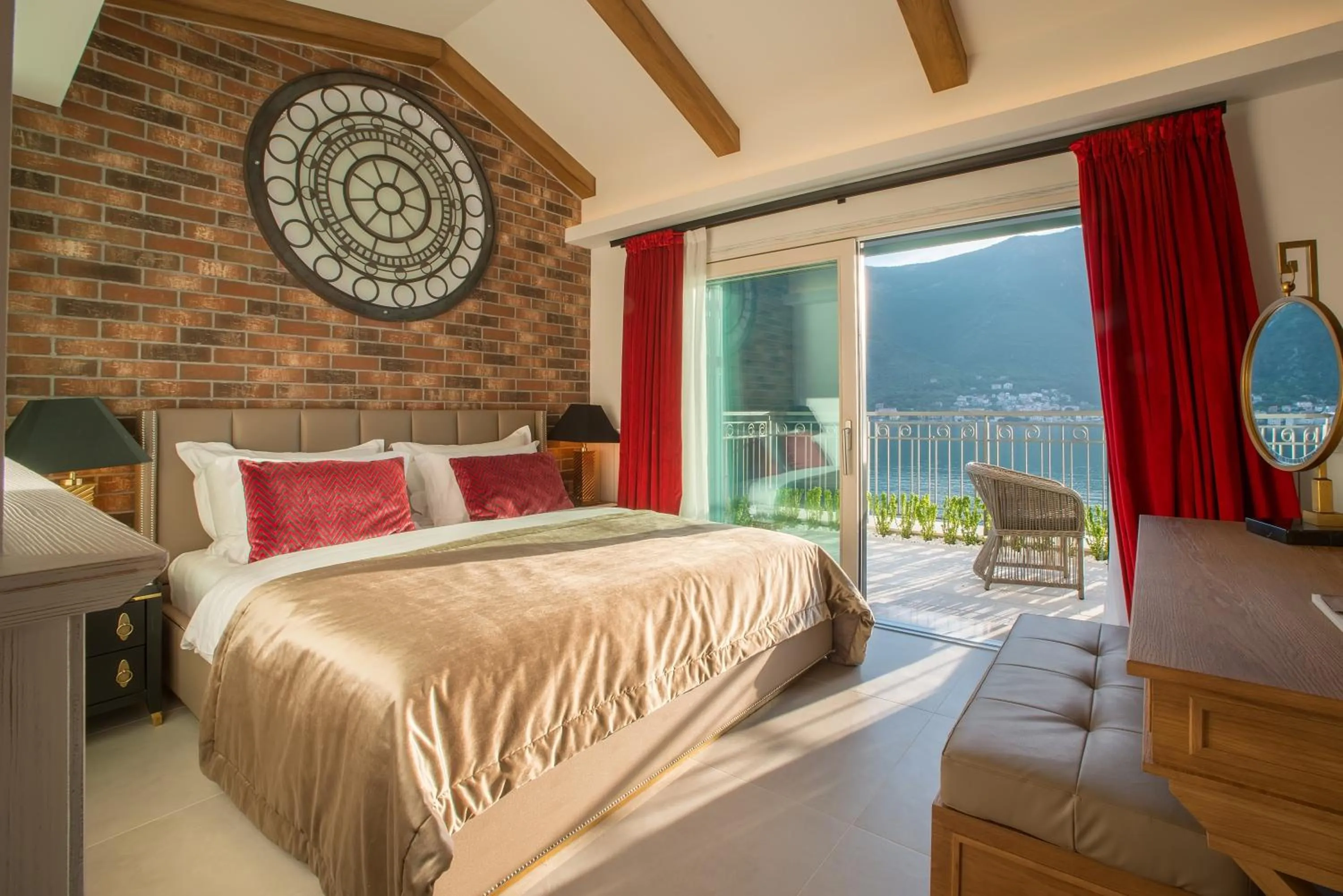 Bedroom, Bed in Hotel Forza Terra