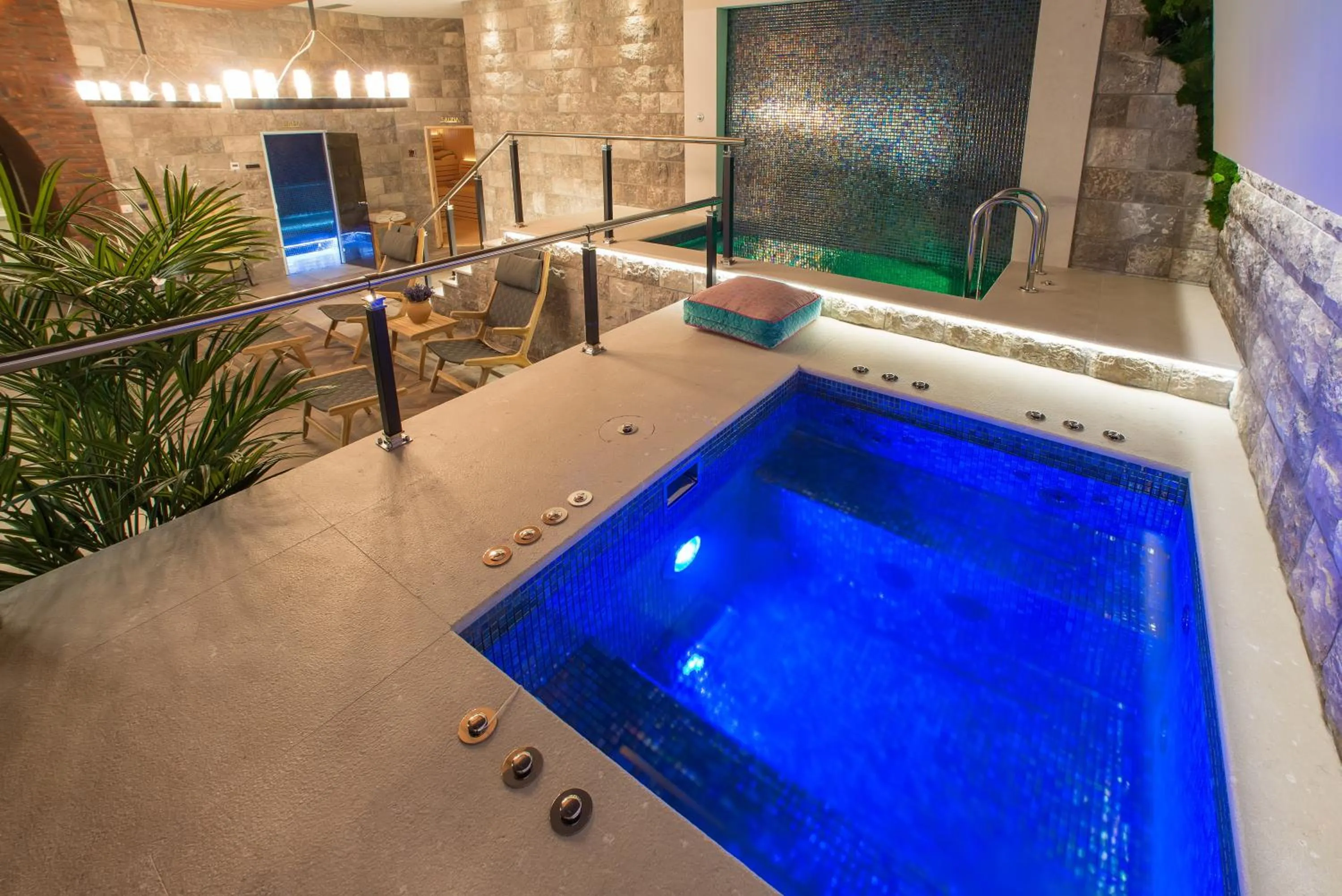 Hot Tub in Hotel Forza Terra