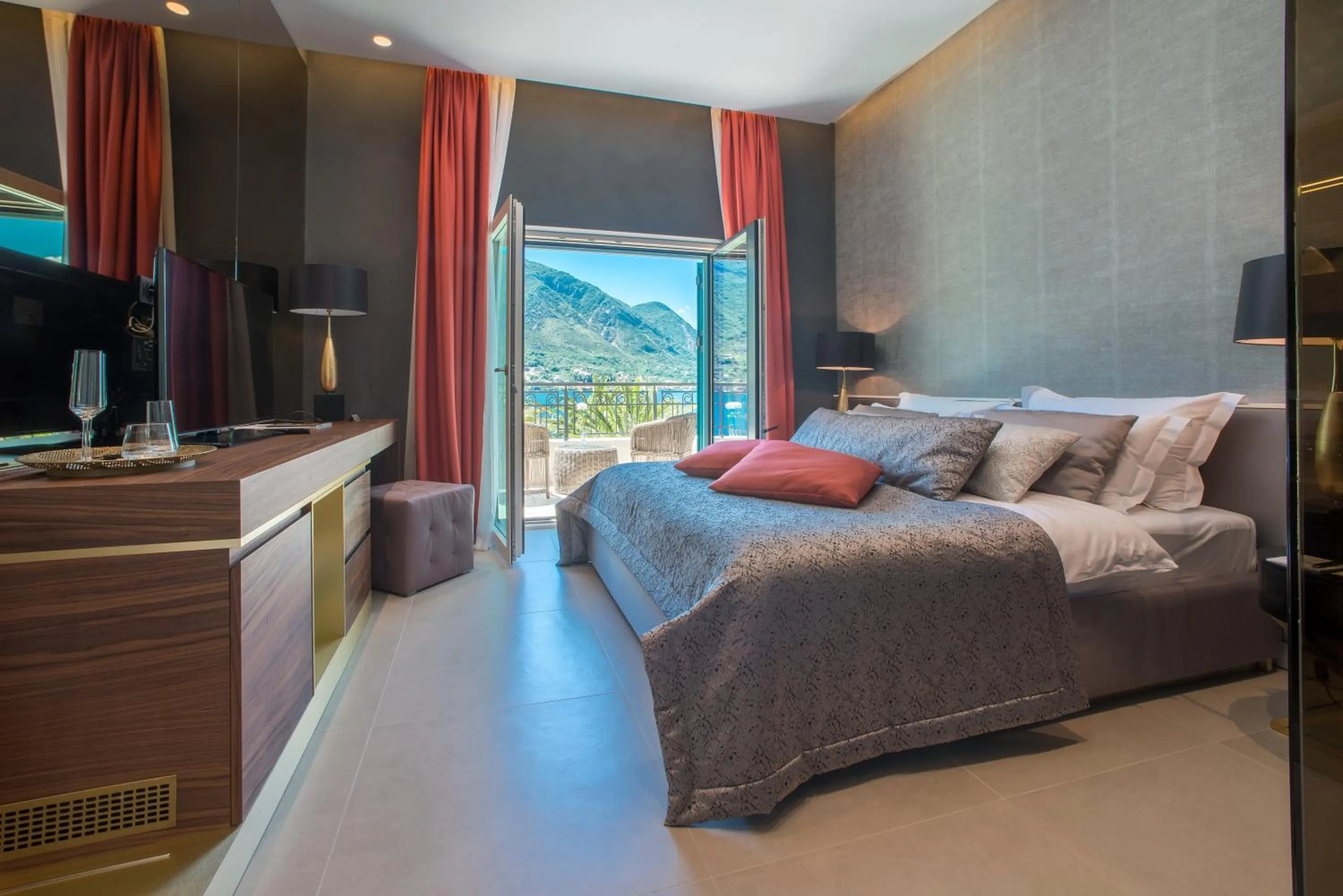 Bedroom in Hotel Forza Terra