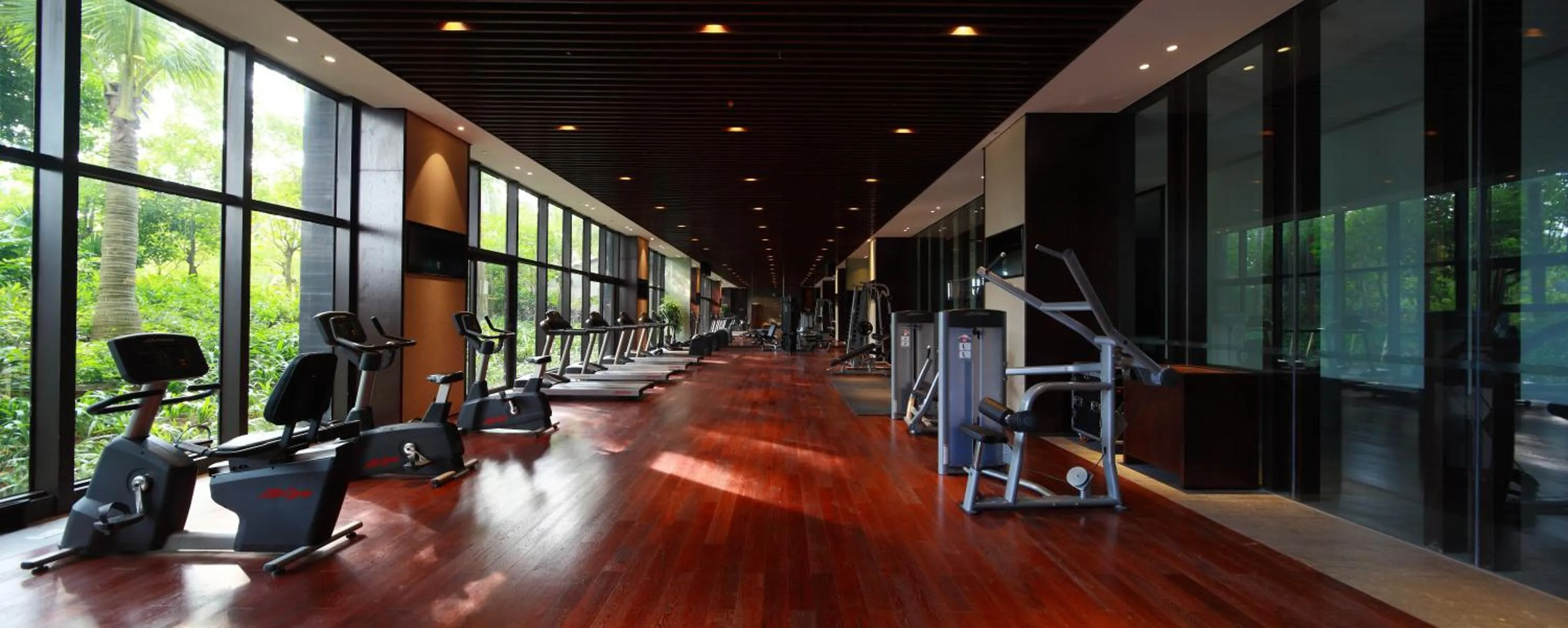 Fitness centre/facilities in Howard Johnson Sandalwoods Resort Huizhou