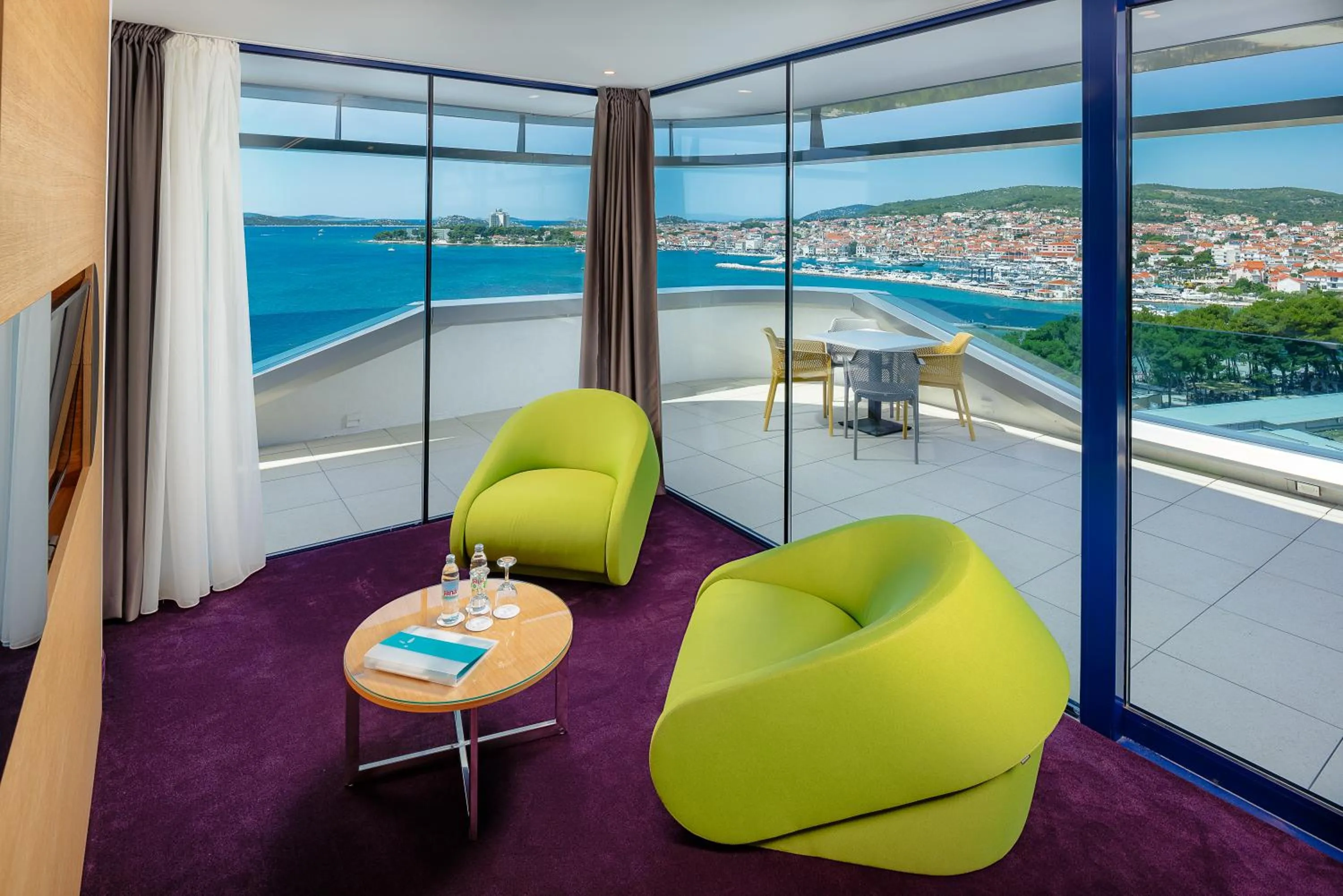 Living room in Hotel Olympia Sky