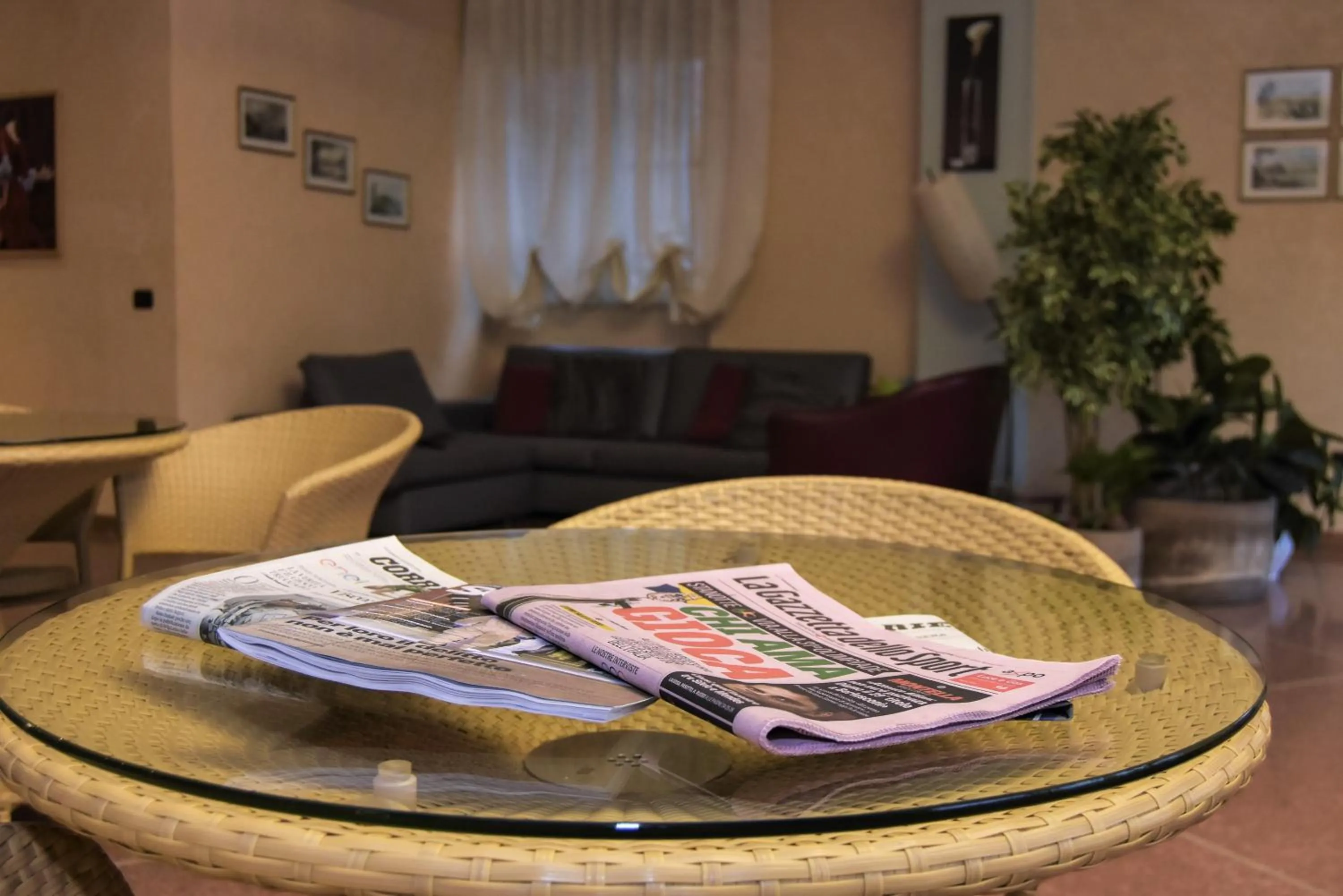 Decorative detail in Albergo Munsci'