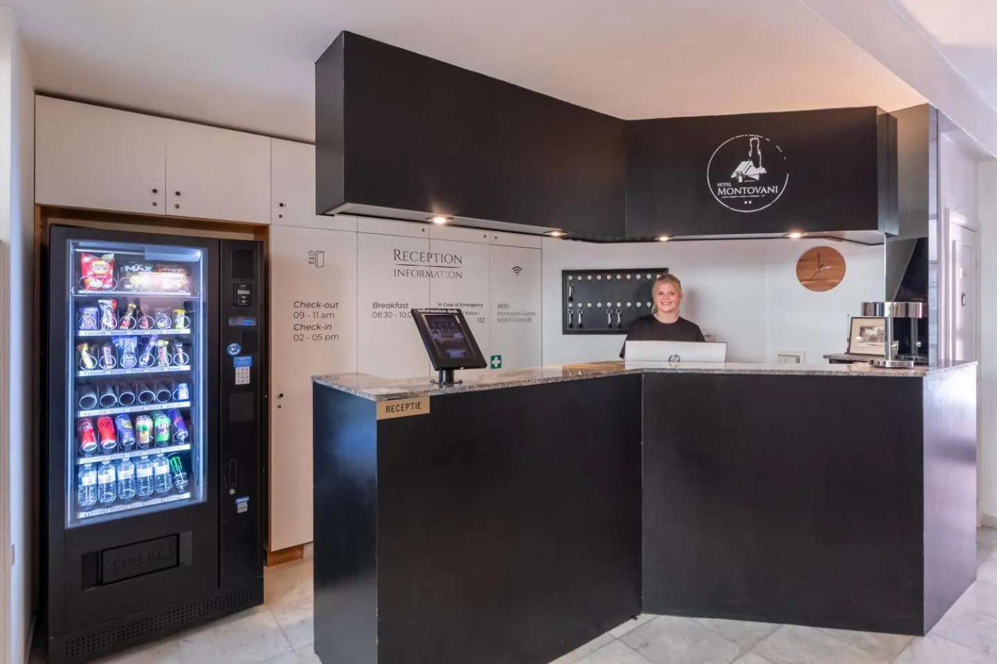 People in Hotel Montovani