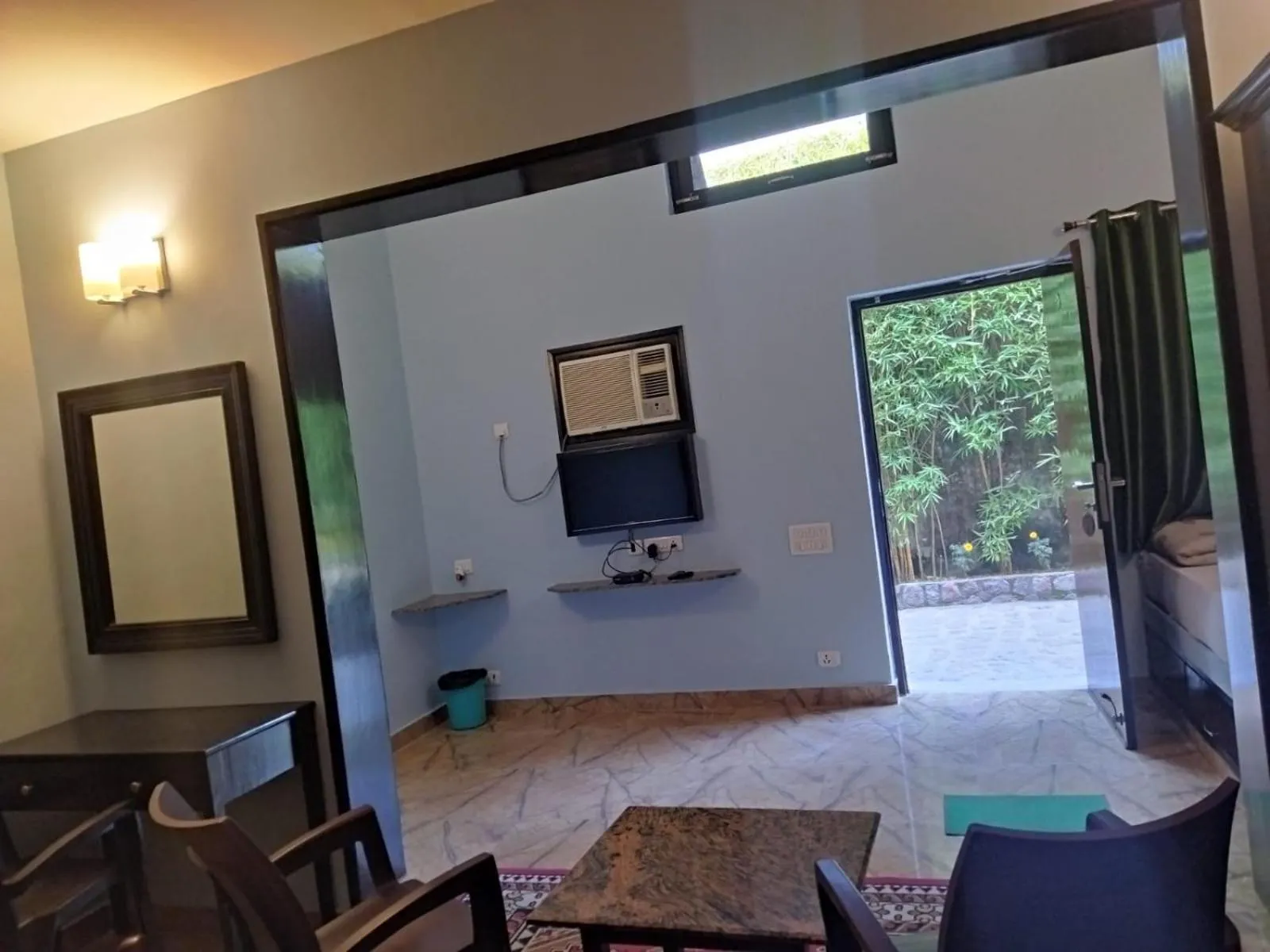 TV and multimedia in Corbett Comfort Lodge