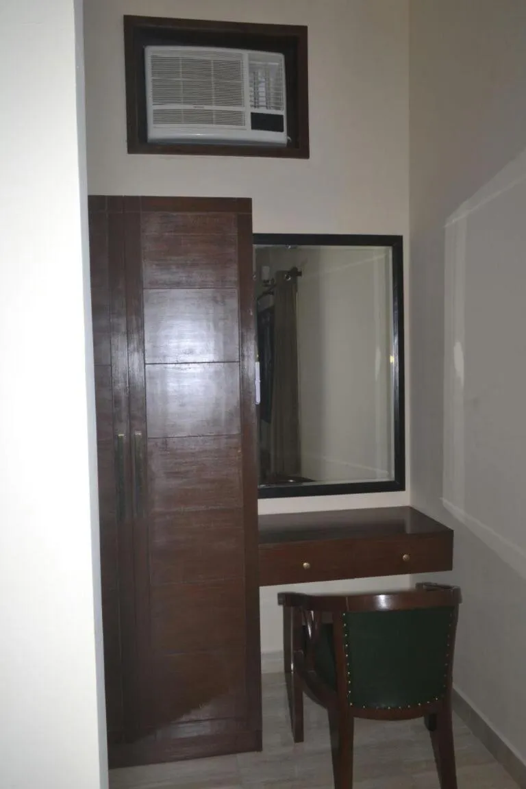 Corbett Comfort Lodge