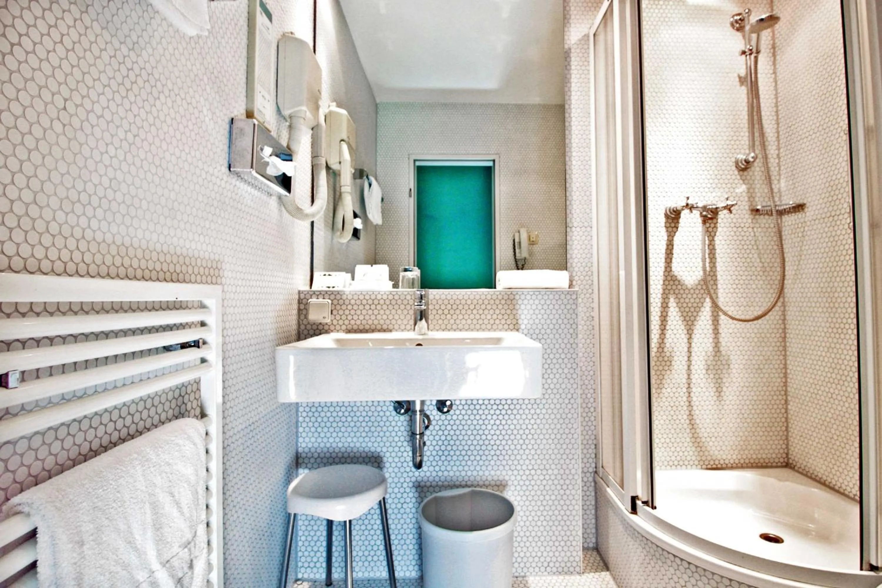 Bathroom in Hotel Schiff am See