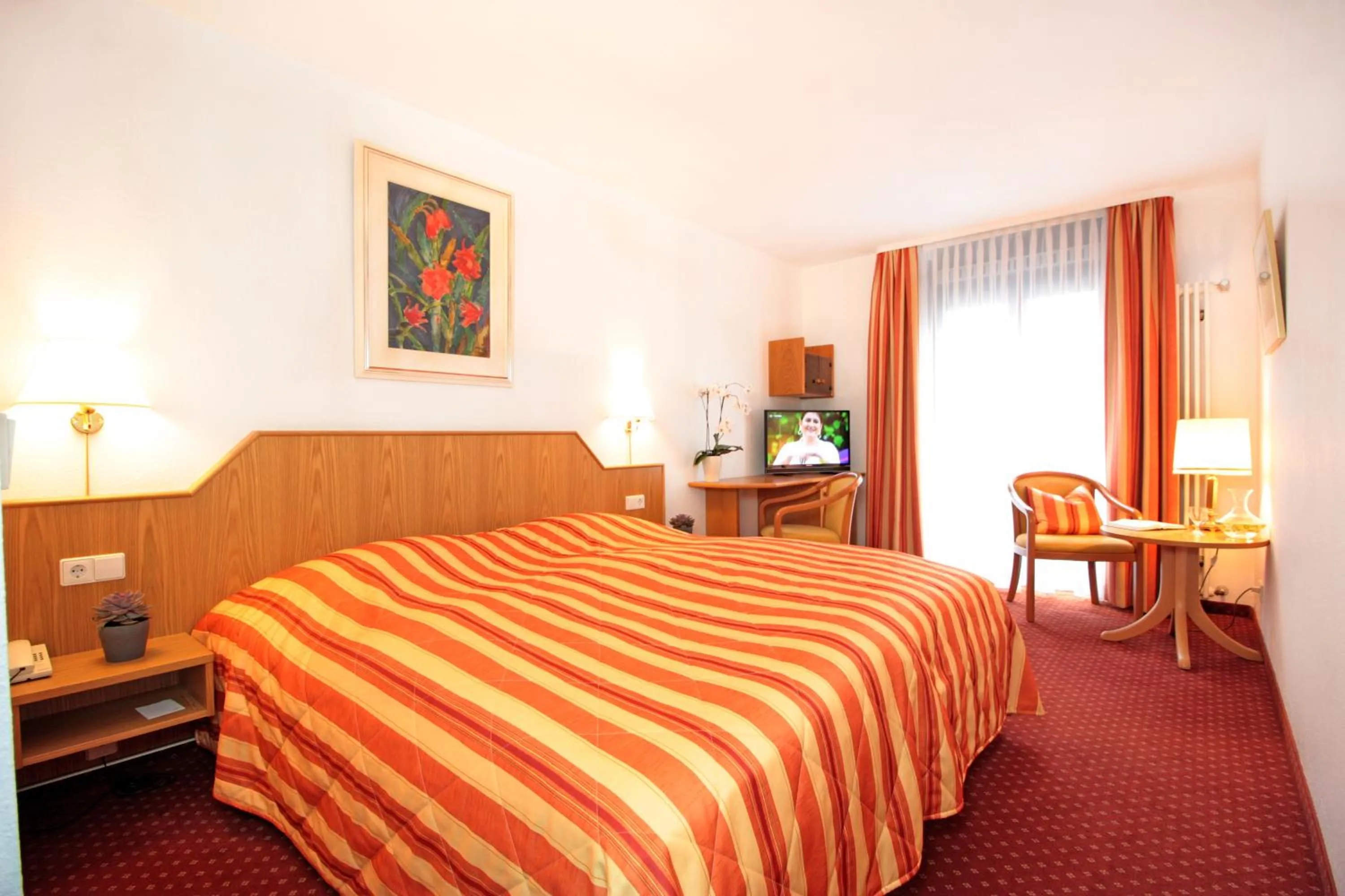 Bedroom, Bed in Hotel Schiff am See