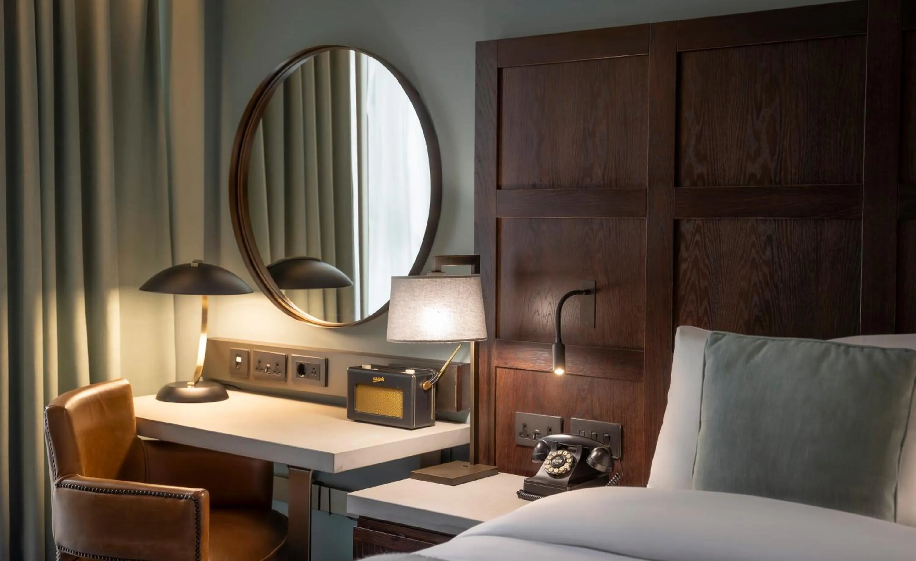 Bedroom, Bed in Clayton Hotel Cambridge