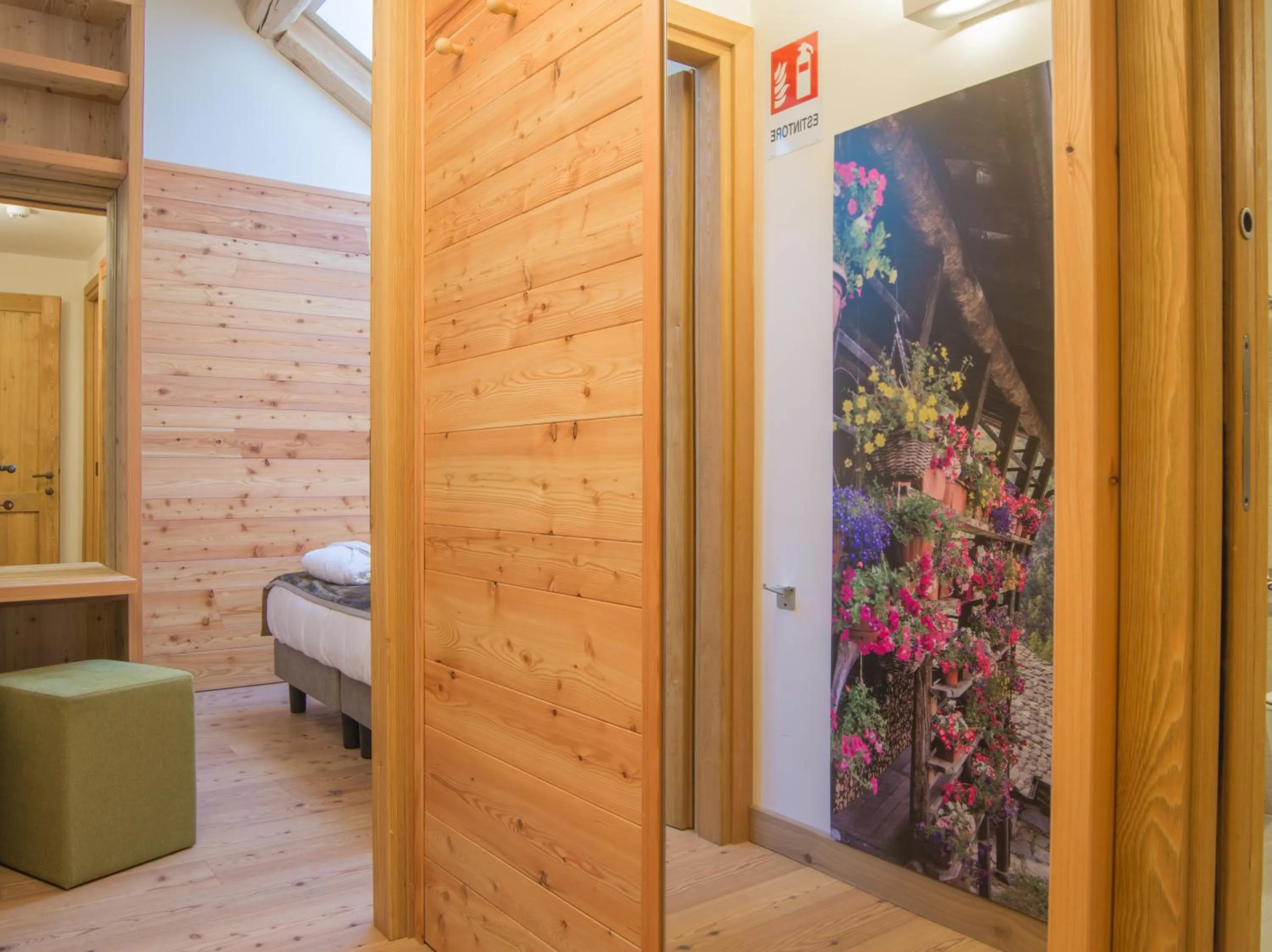 Decorative detail, Bed in Alagna Mountain Resort & SPA