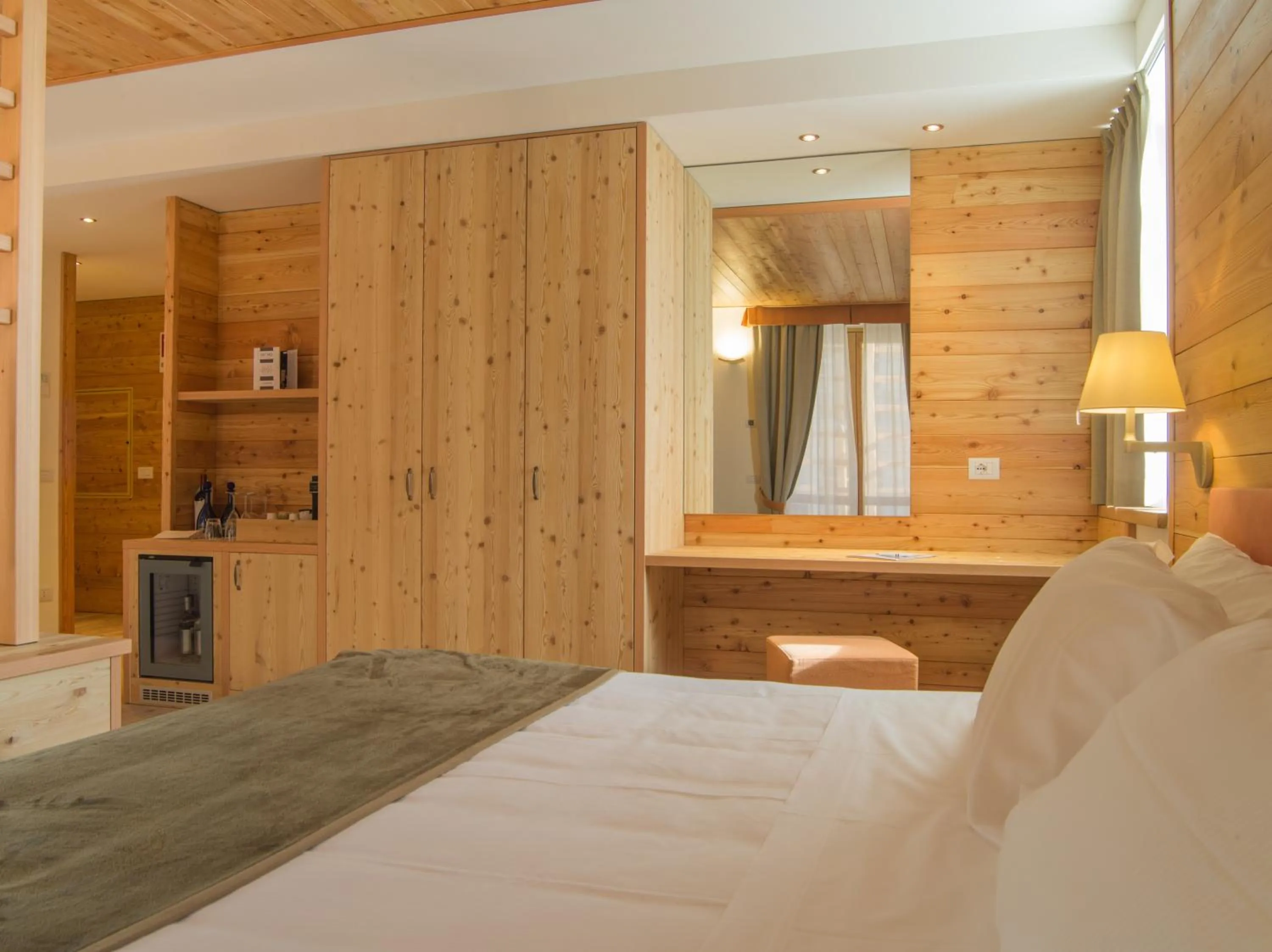 Bed in Alagna Mountain Resort & SPA