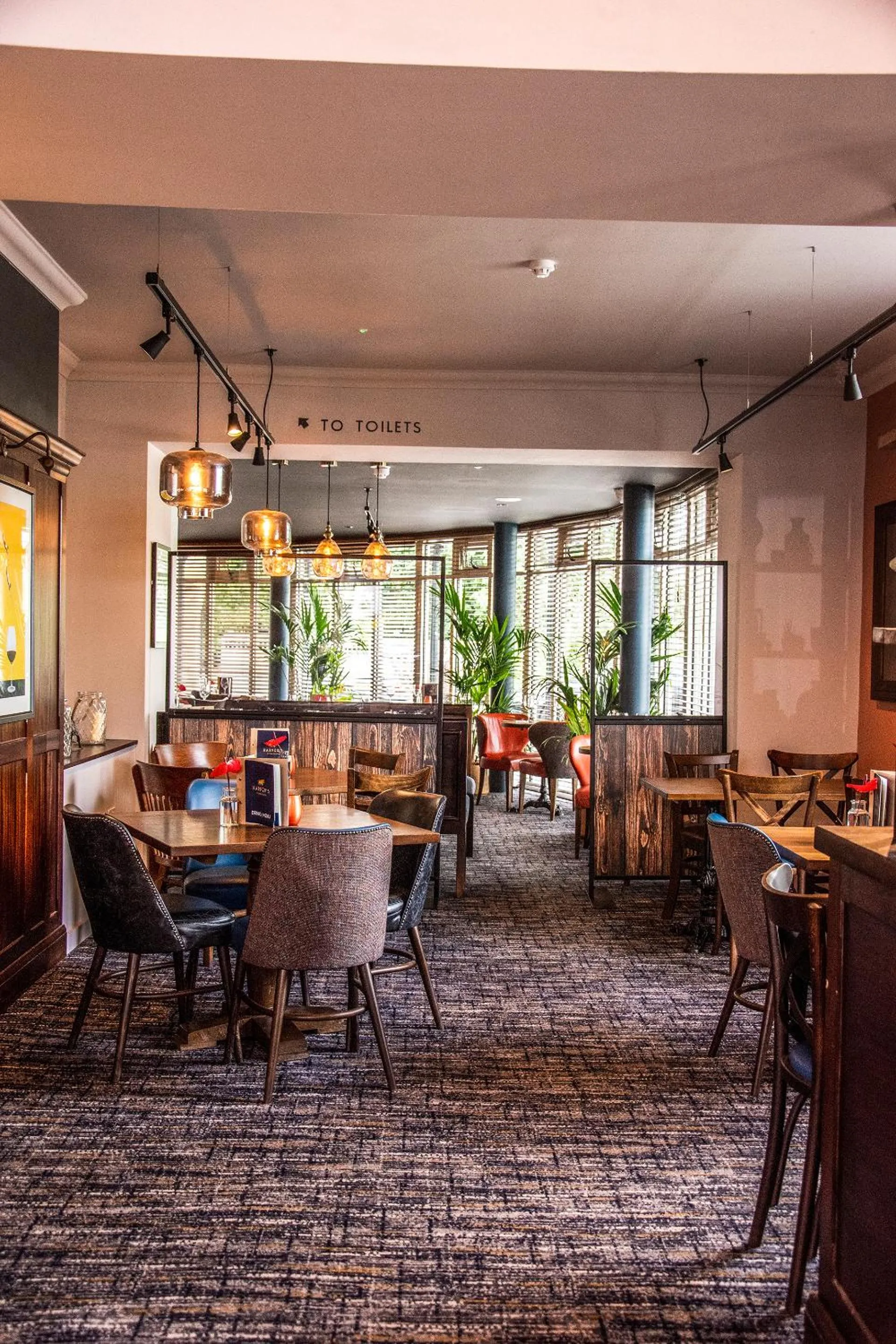 Restaurant/places to eat in Harper's Steakhouse with Rooms, Haslemere