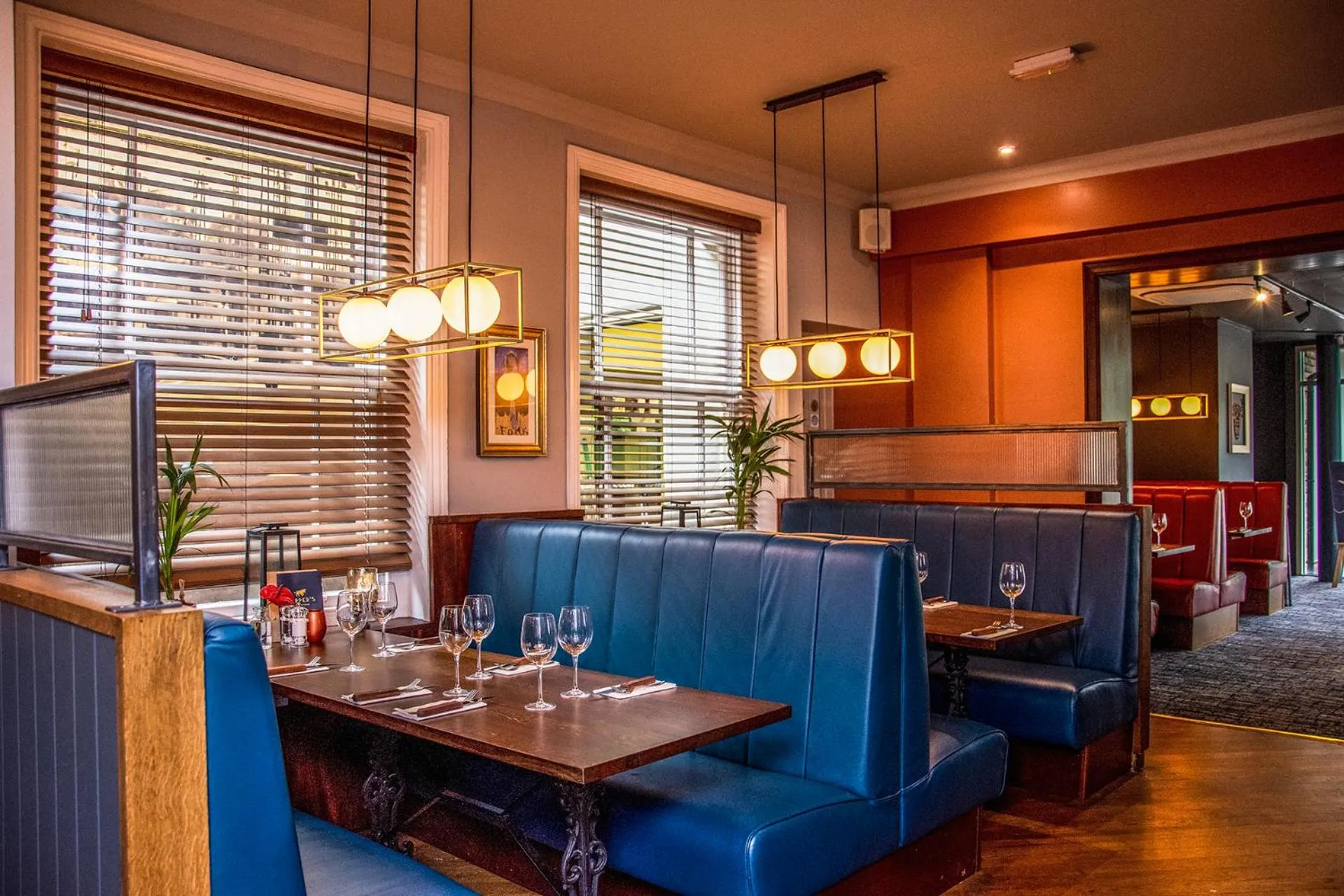 Restaurant/places to eat in Harper's Steakhouse with Rooms, Haslemere