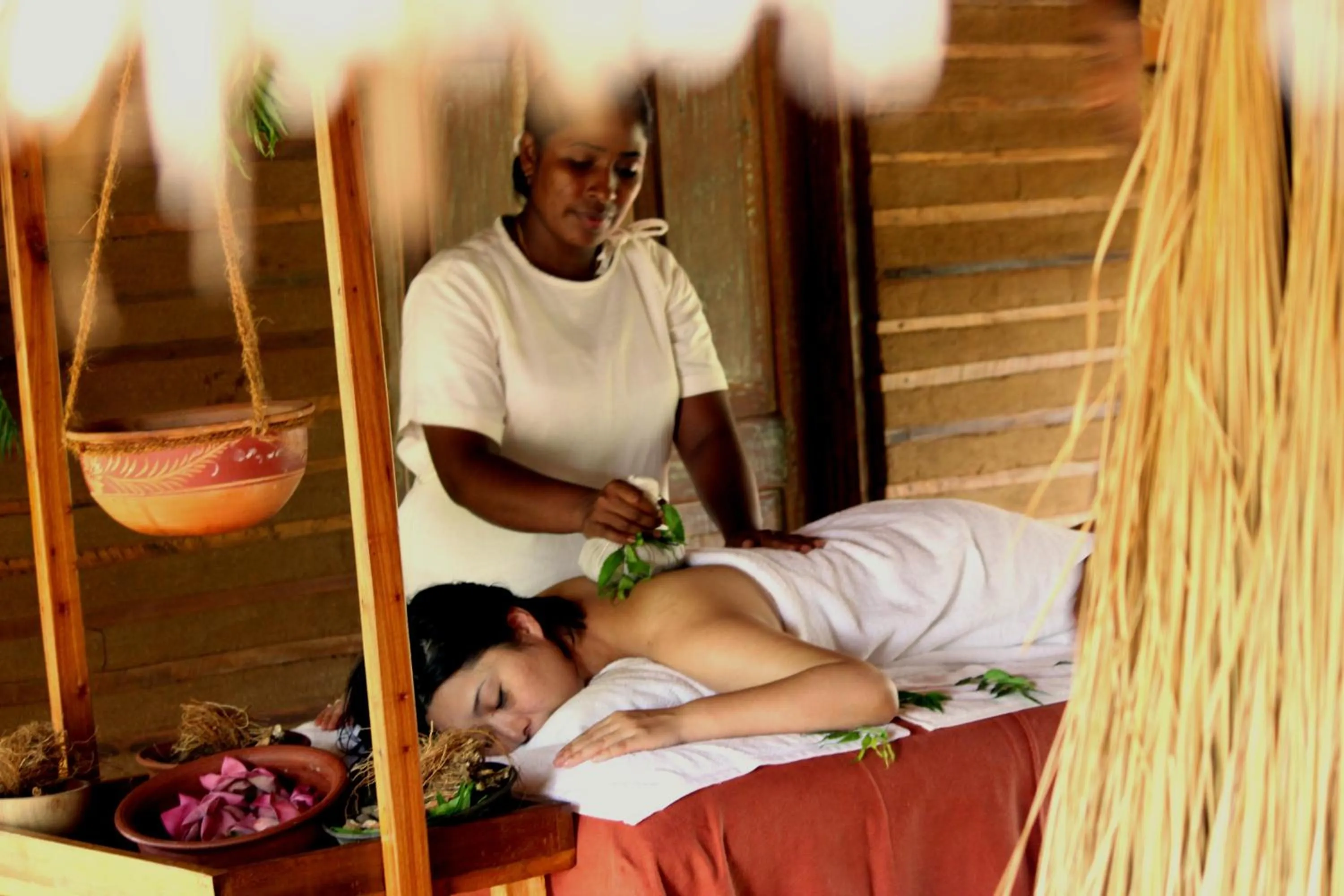Massage in Athreya Ayurveda Ashram