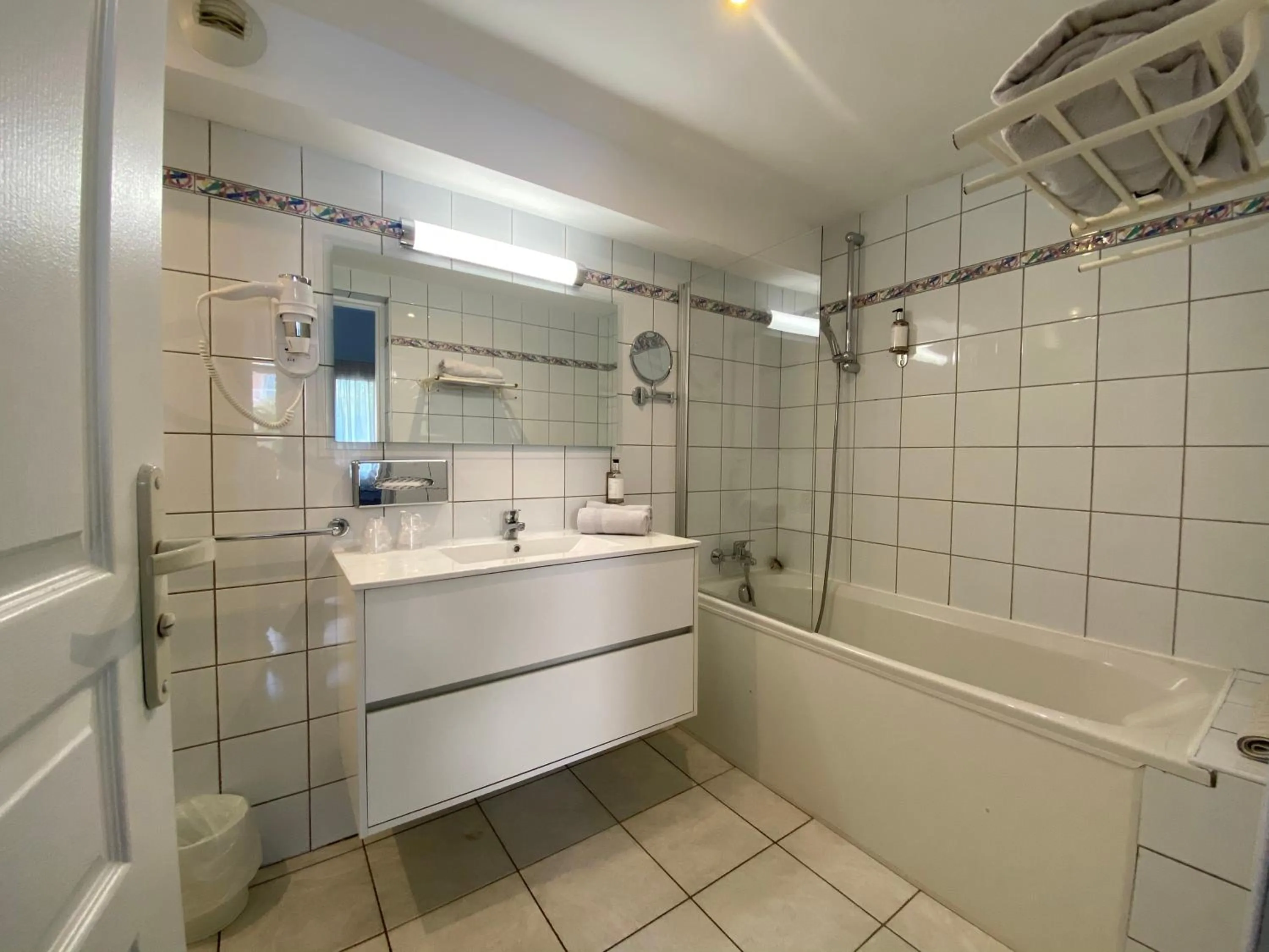 Hôtel Restaurant L' Empereur