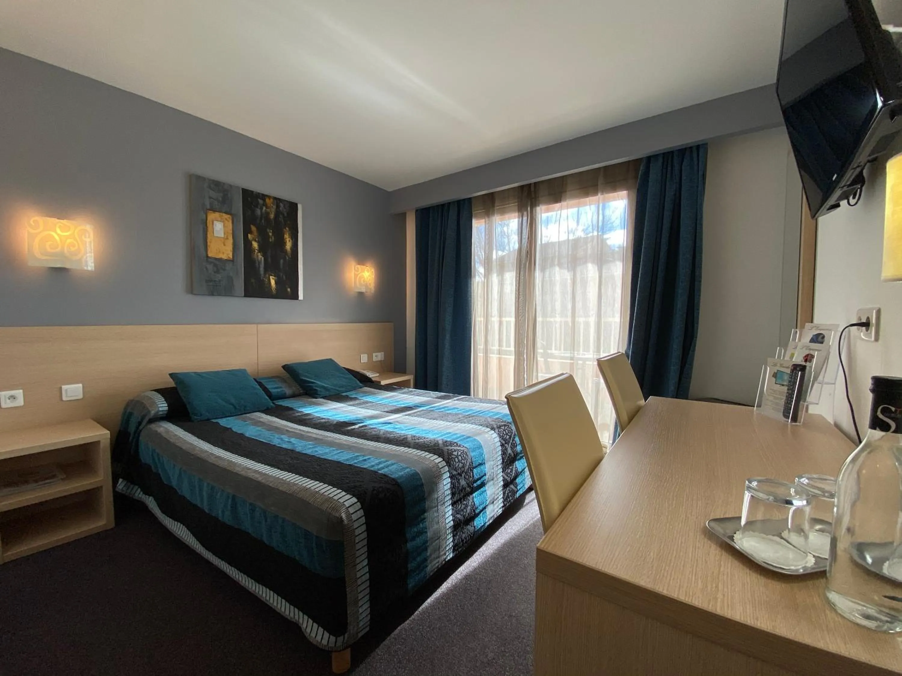 Bed in Hôtel Restaurant L' Empereur