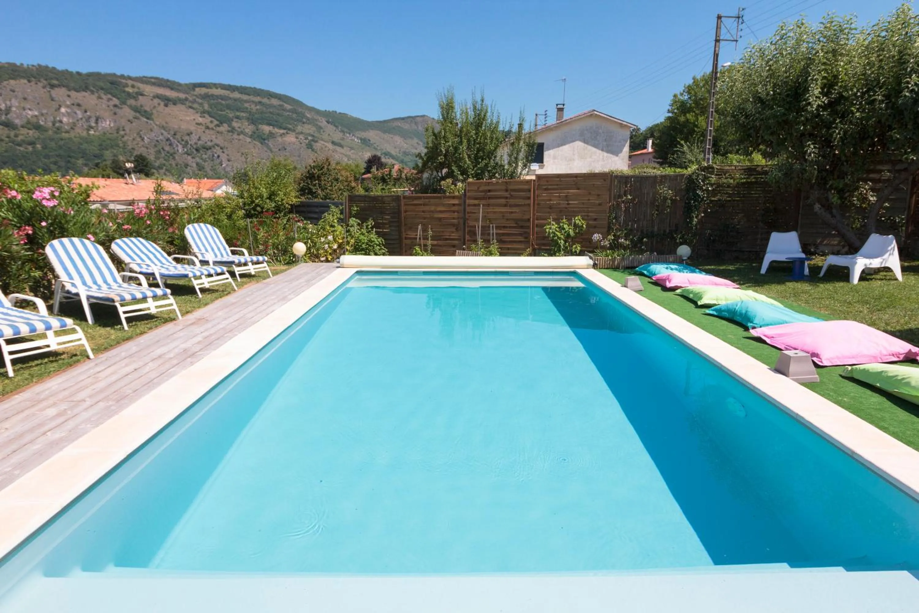 Swimming pool in Villa Georges