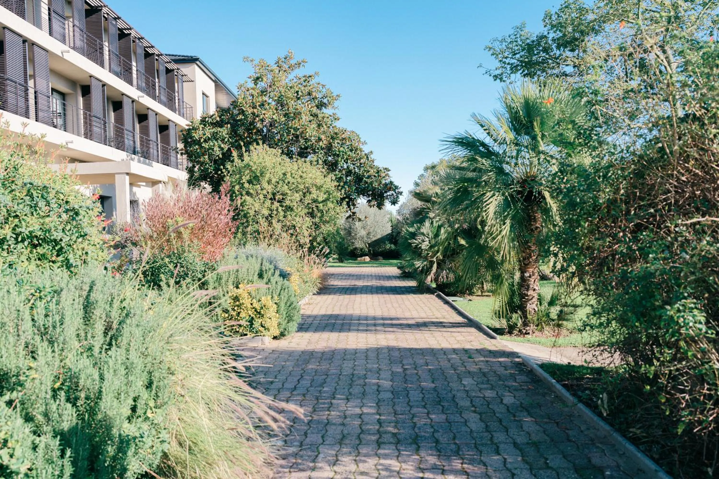 Facade/entrance in Hôtel Spa Restaurant La Madrague