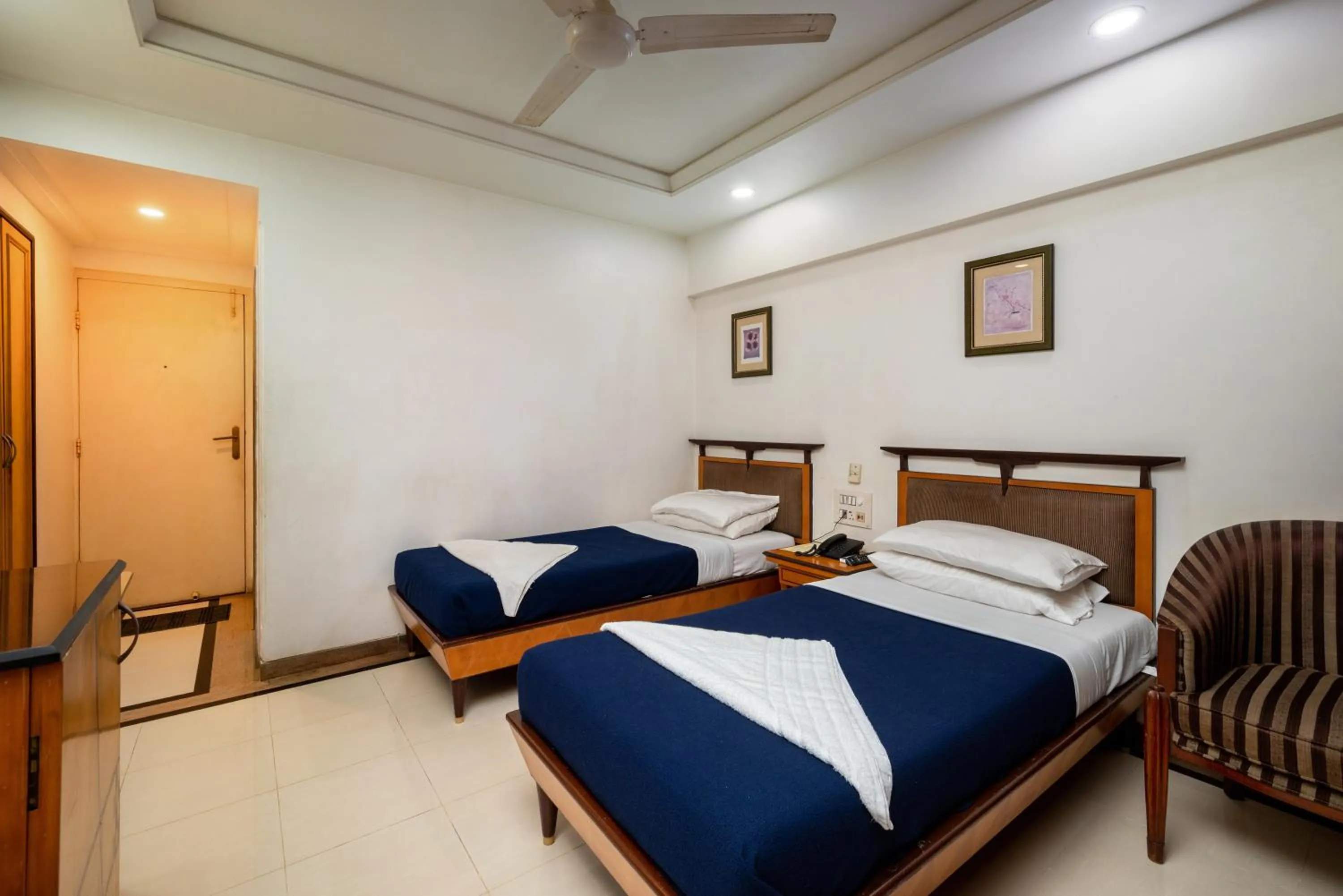 Bed in Hotel Balwas International