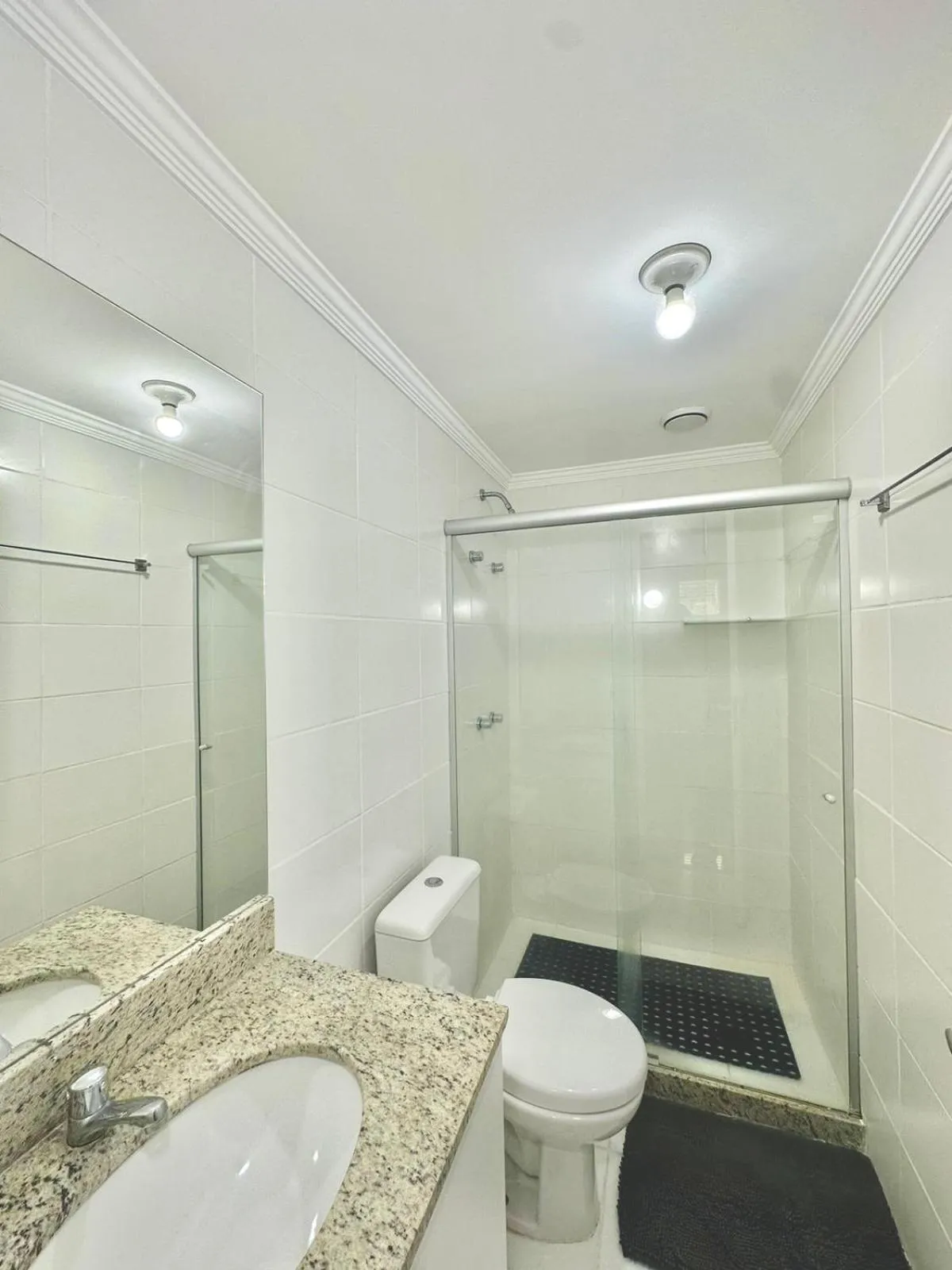 Suites W-Riocentro