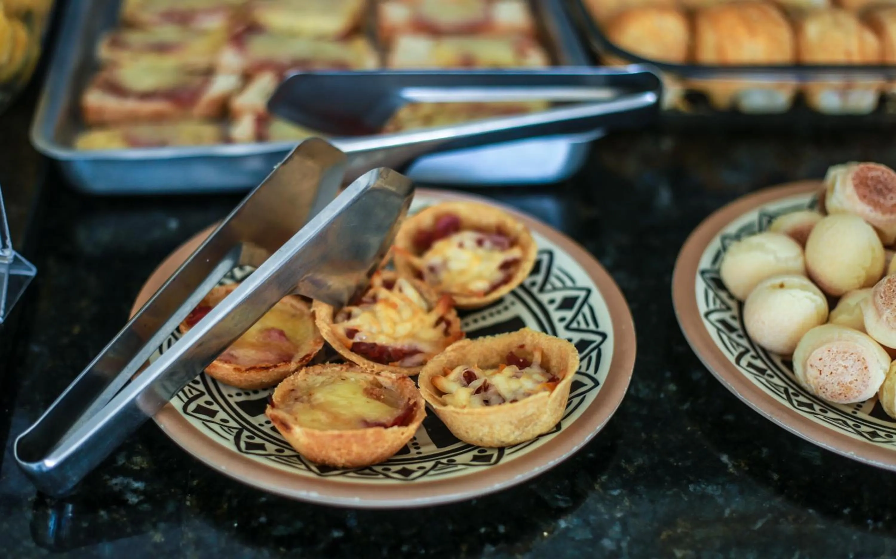 Restaurant/places to eat in Espaço Viana