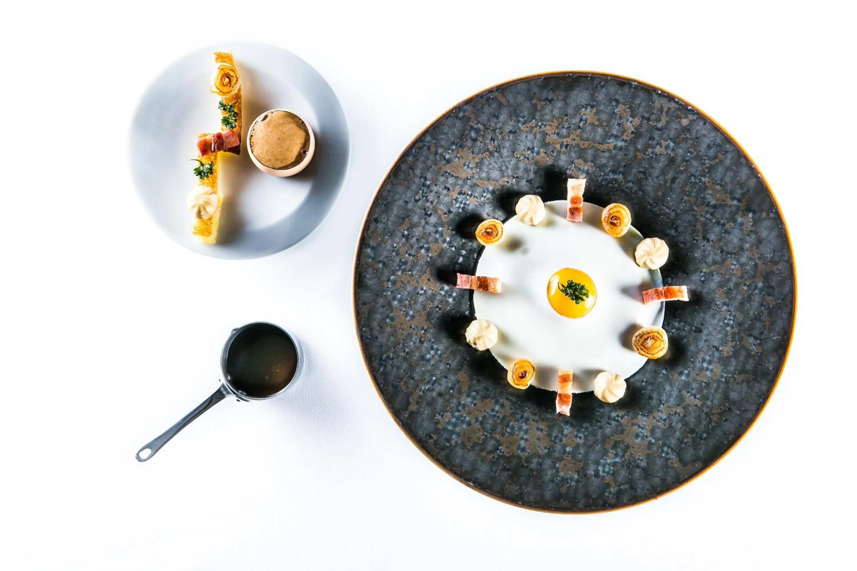 Food close-up in Chapeau Rouge par William Frachot - Hôtel Espace Bien-être & Restaurant étoilé