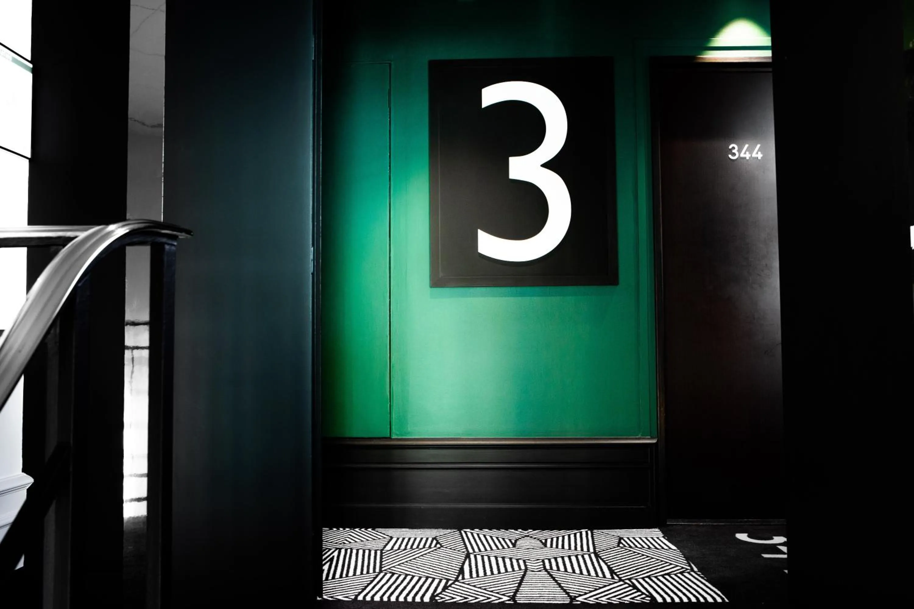 Decorative detail in Chapeau Rouge par William Frachot - Hôtel Espace Bien-être & Restaurant étoilé