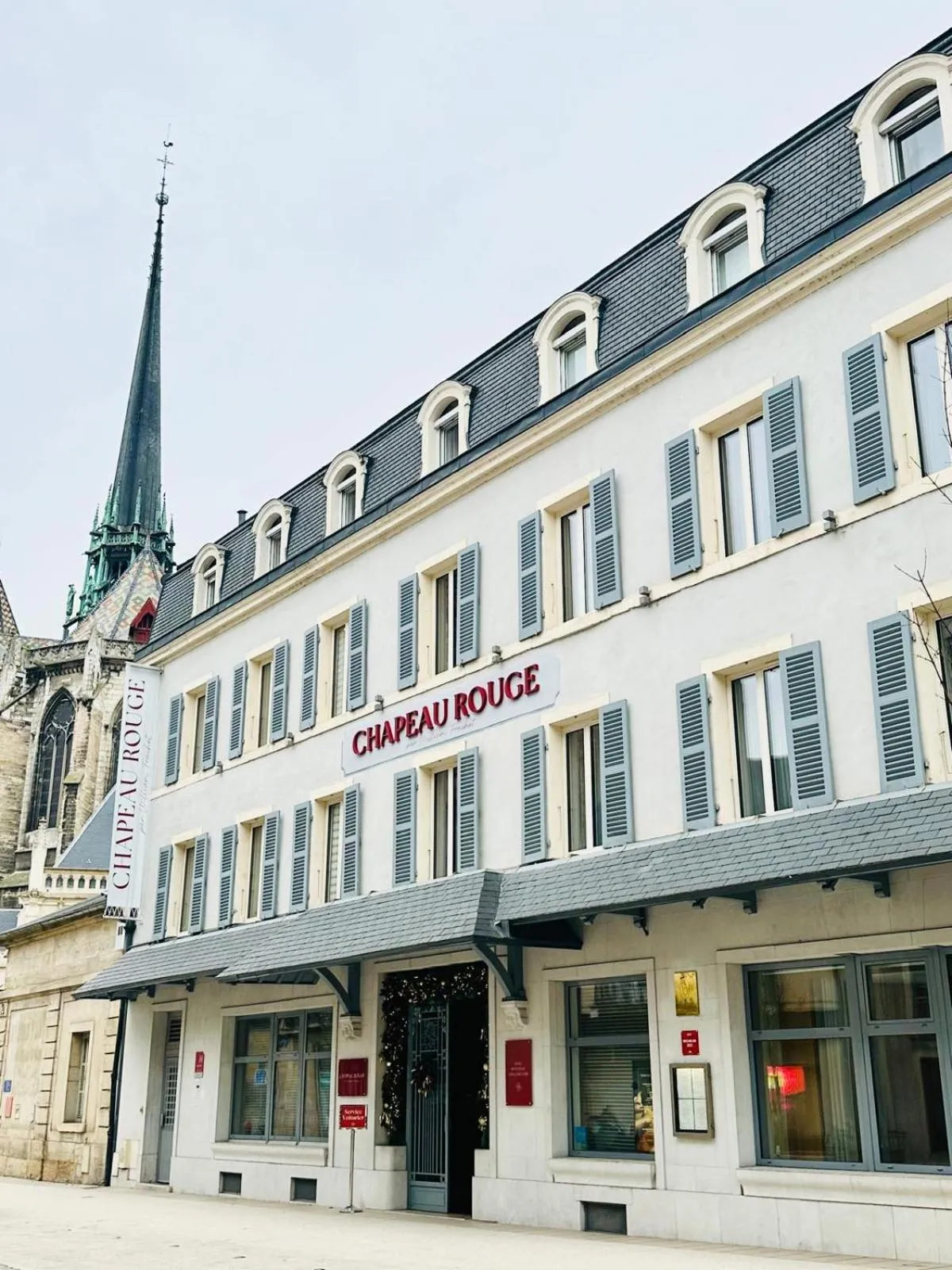 Property building in Chapeau Rouge par William Frachot - Hôtel Espace Bien-être & Restaurant étoilé