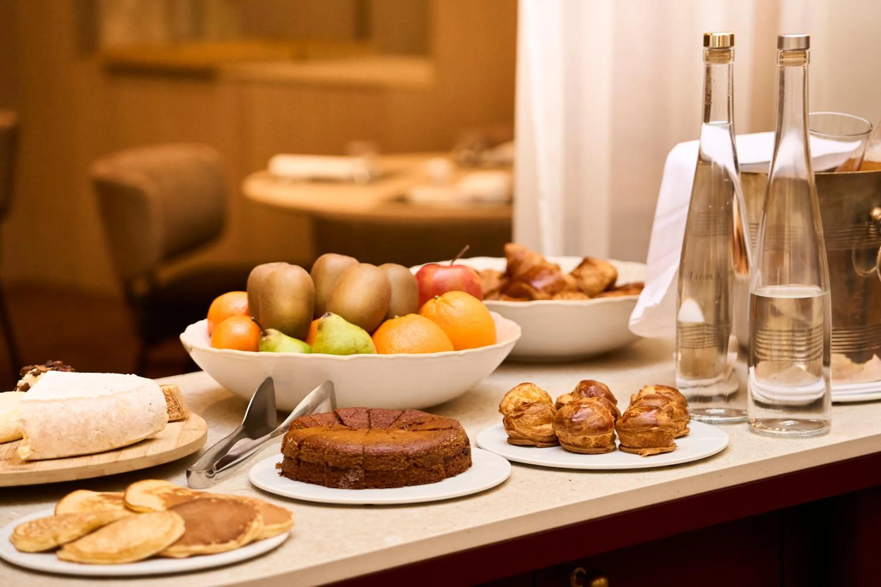 Breakfast in Chapeau Rouge par William Frachot - Hôtel Espace Bien-être & Restaurant étoilé