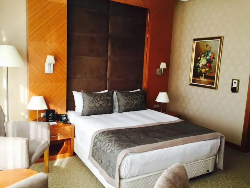 Bed in Vivaldi Park Hotel