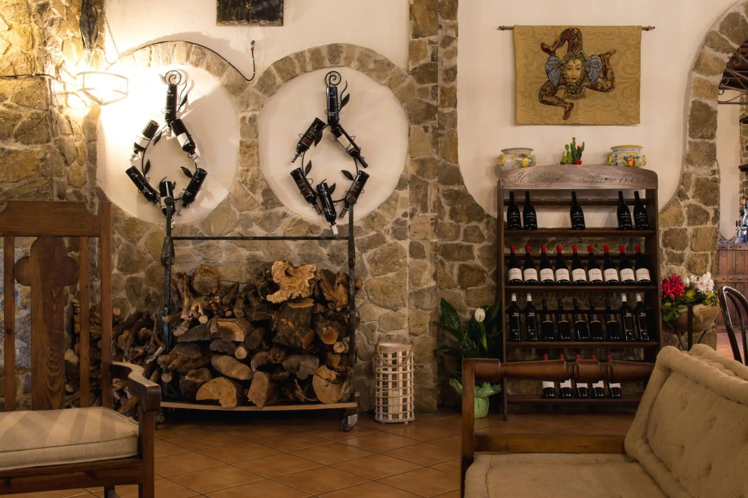 Restaurant/places to eat in Hotel Castello di Giuliano