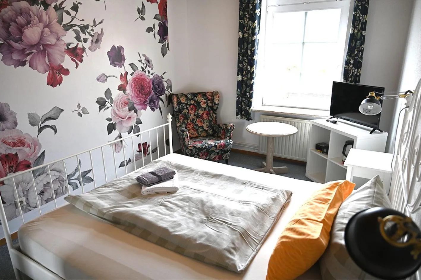 Seating area, Bed in Nordfriesisches Haus