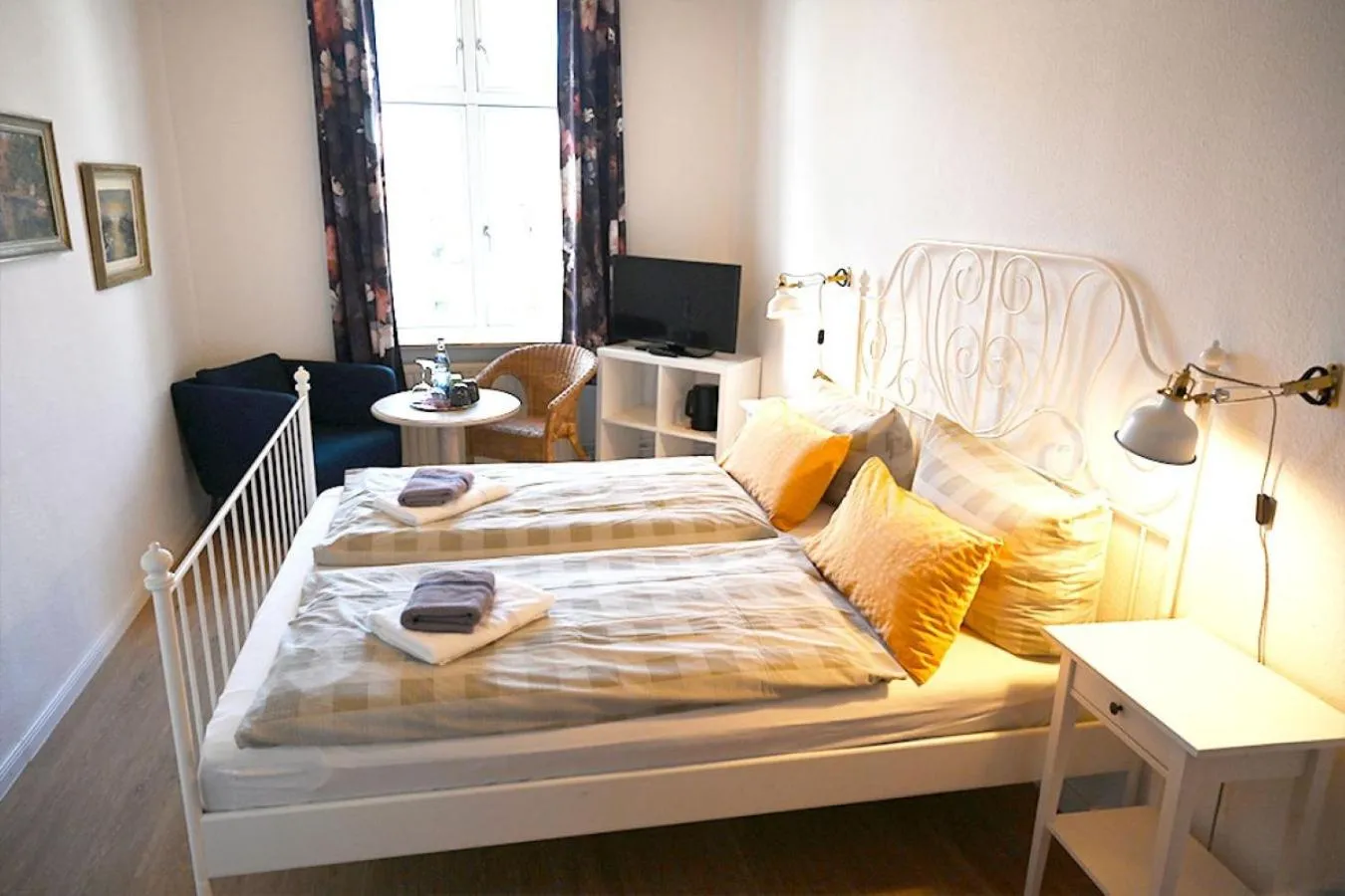 Seating area, Bed in Nordfriesisches Haus