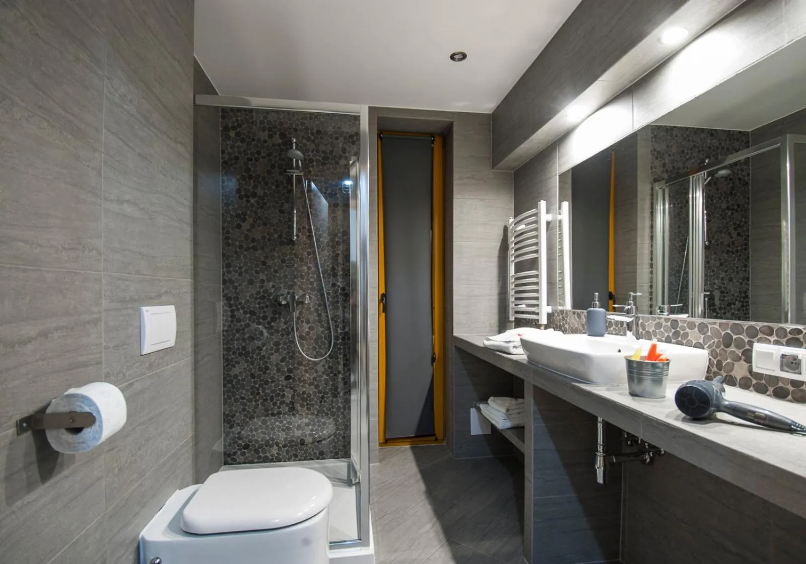 Bathroom in Bory6a Apartamenty & Free Parking