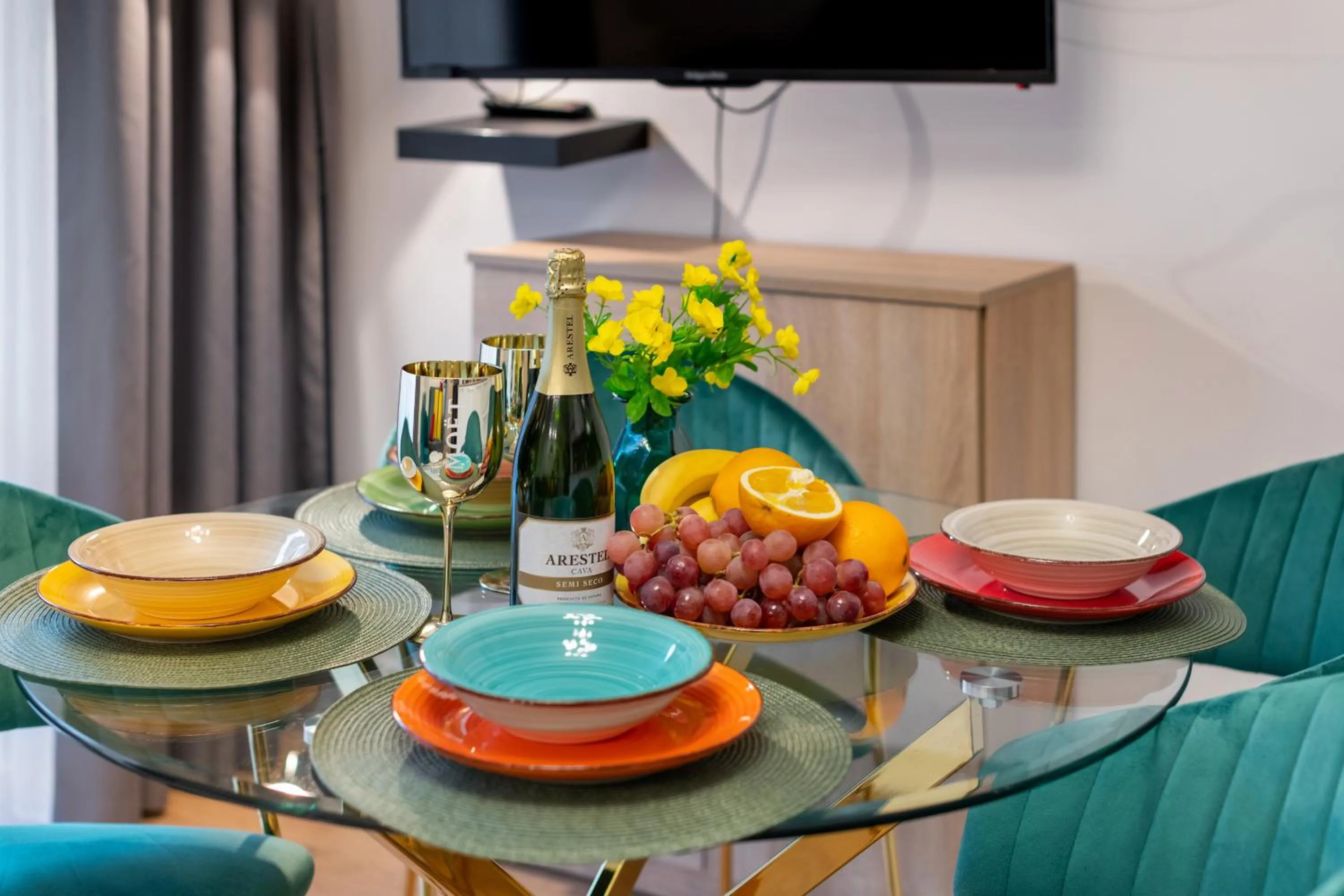 Kitchen or kitchenette in Bory6a Apartamenty & Free Parking